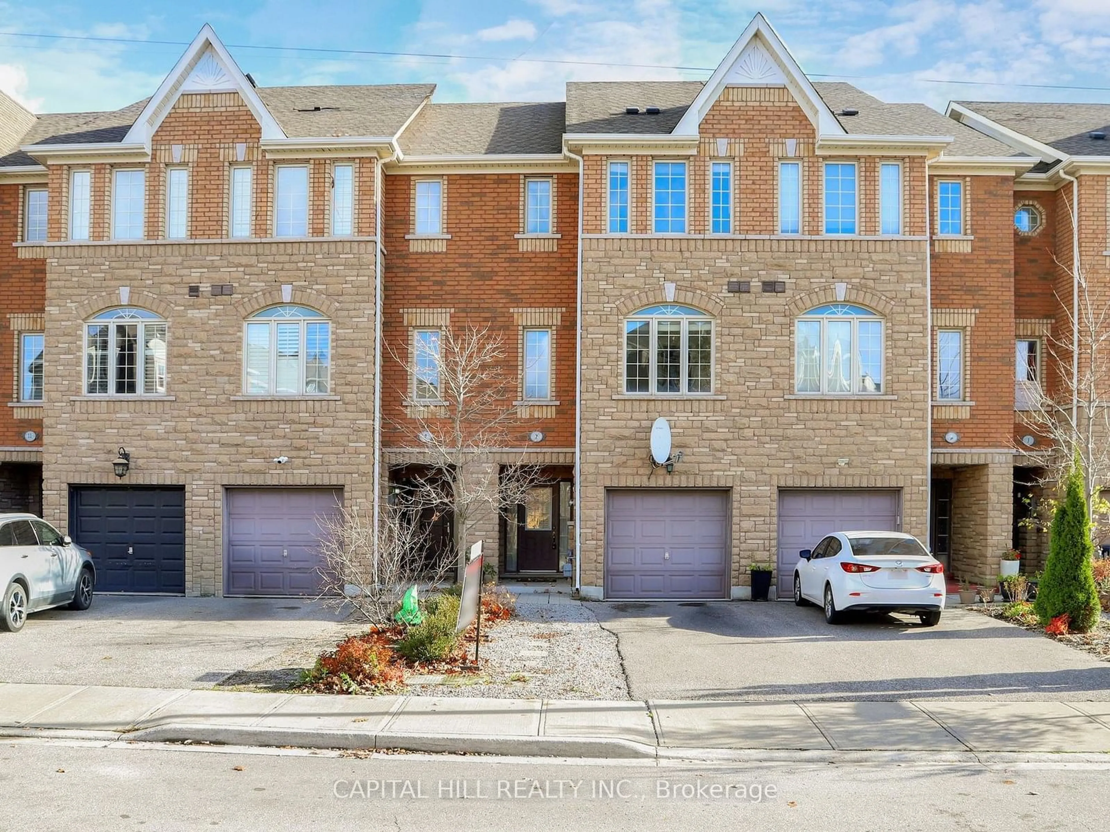 A pic from exterior of the house or condo, the street view for 7 Pidgeon St, Toronto Ontario M1L 0C7