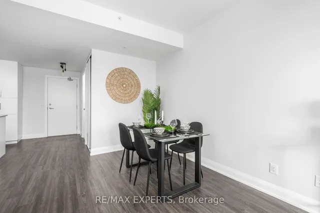 Additional property image - 3655 Kingston Rd Unit 617