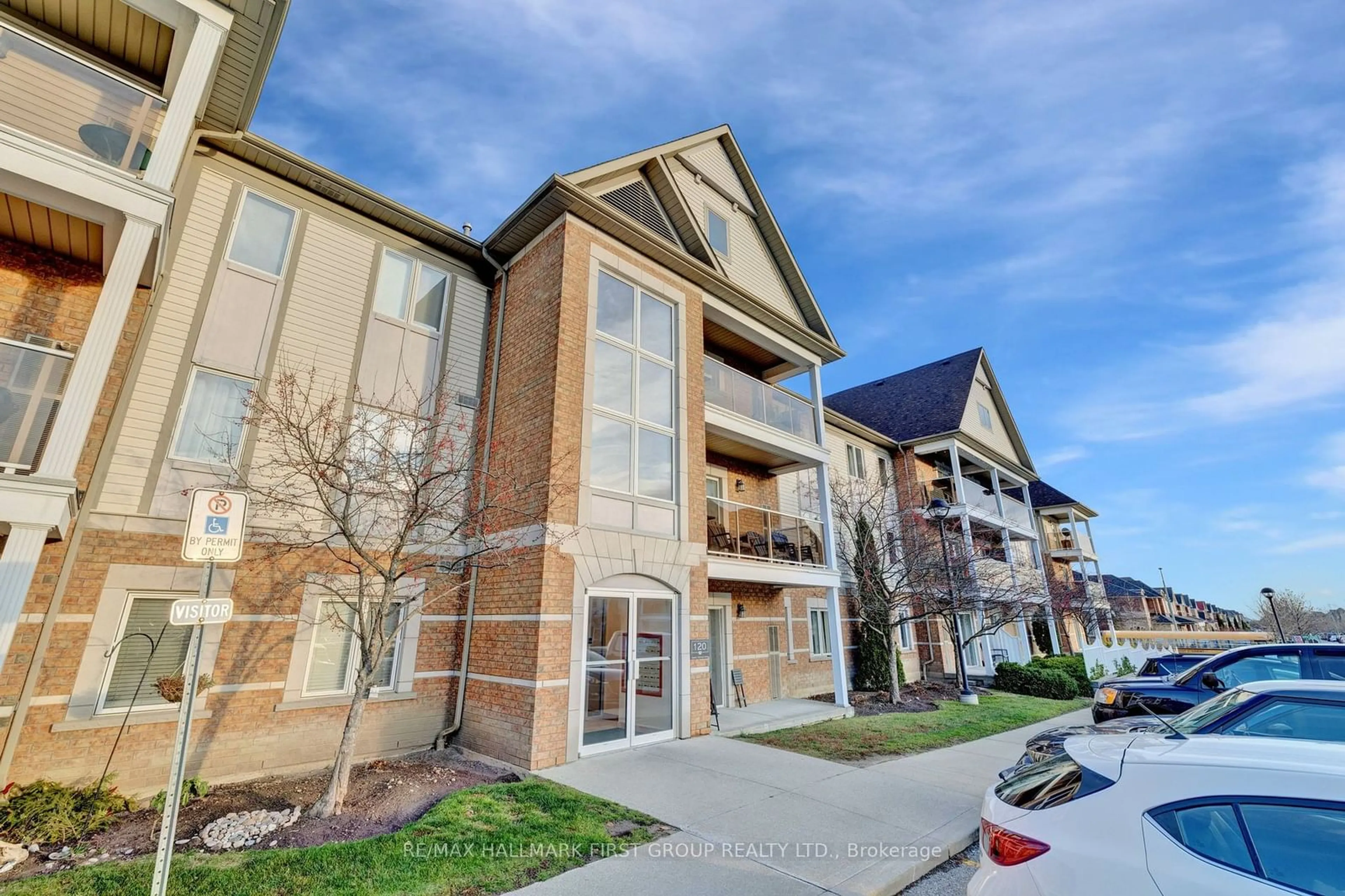 A pic from exterior of the house or condo, the street view for 120 Aspen Springs Dr #109, Clarington Ontario L1C 0G7