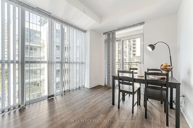 Additional property image - 10 Meadowglen Pl Unit 611