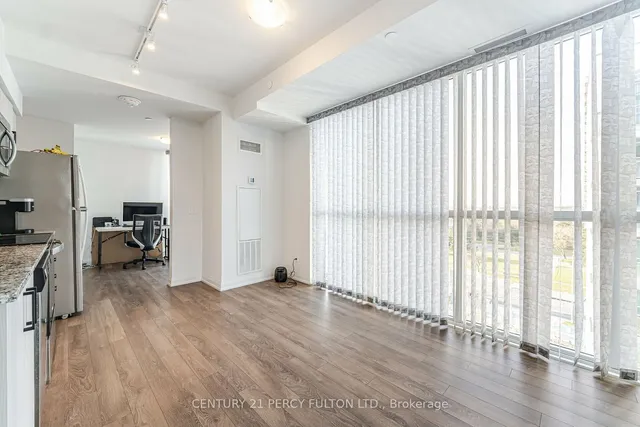 Additional property image - 10 Meadowglen Pl Unit 611