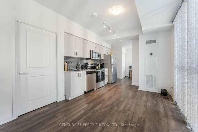 Additional property image - 10 Meadowglen Pl Unit 611