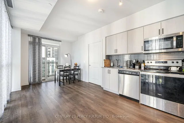 Additional property image - 10 Meadowglen Pl Unit 611