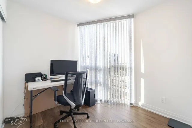 Additional property image - 10 Meadowglen Pl Unit 611