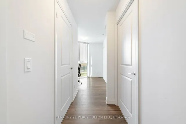 Additional property image - 10 Meadowglen Pl Unit 611