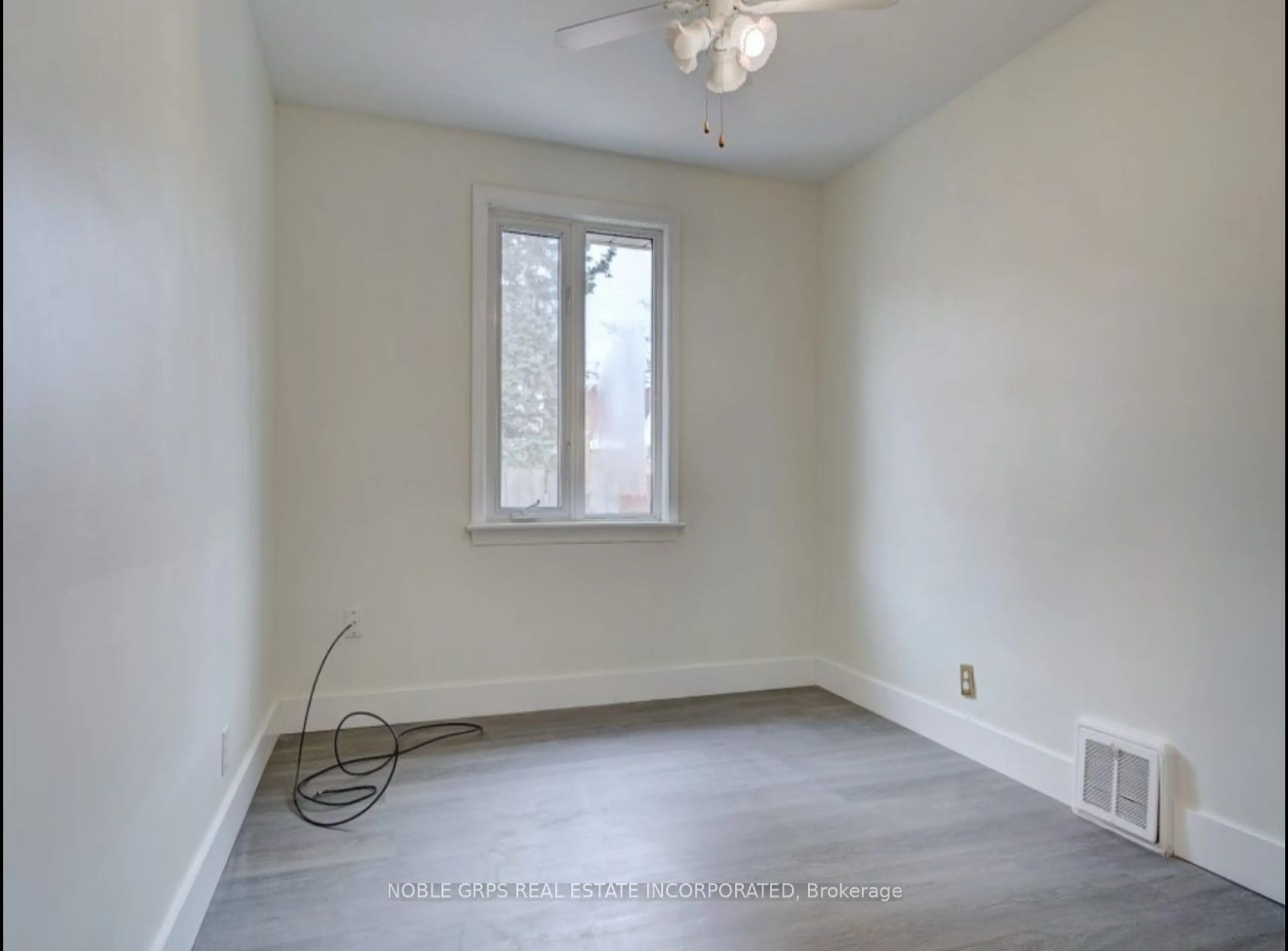 A pic of a room, not visible floor for 1284 Meadowvale St, Oshawa Ontario L1H 4E9