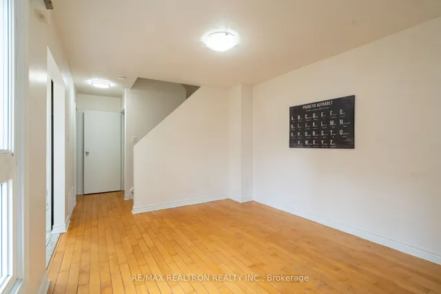 Additional property image - 2 Dailing Gate Unit 9