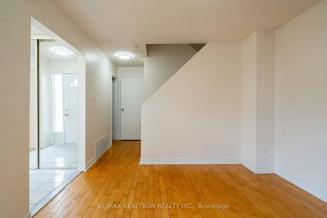 Additional property image - 2 Dailing Gate Unit 9