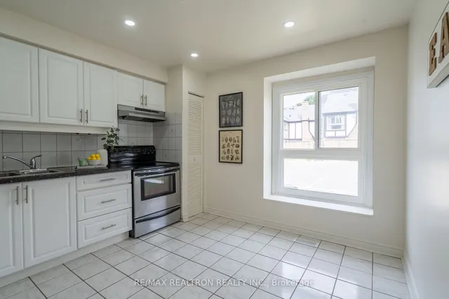 Additional property image - 2 Dailing Gate Unit 9