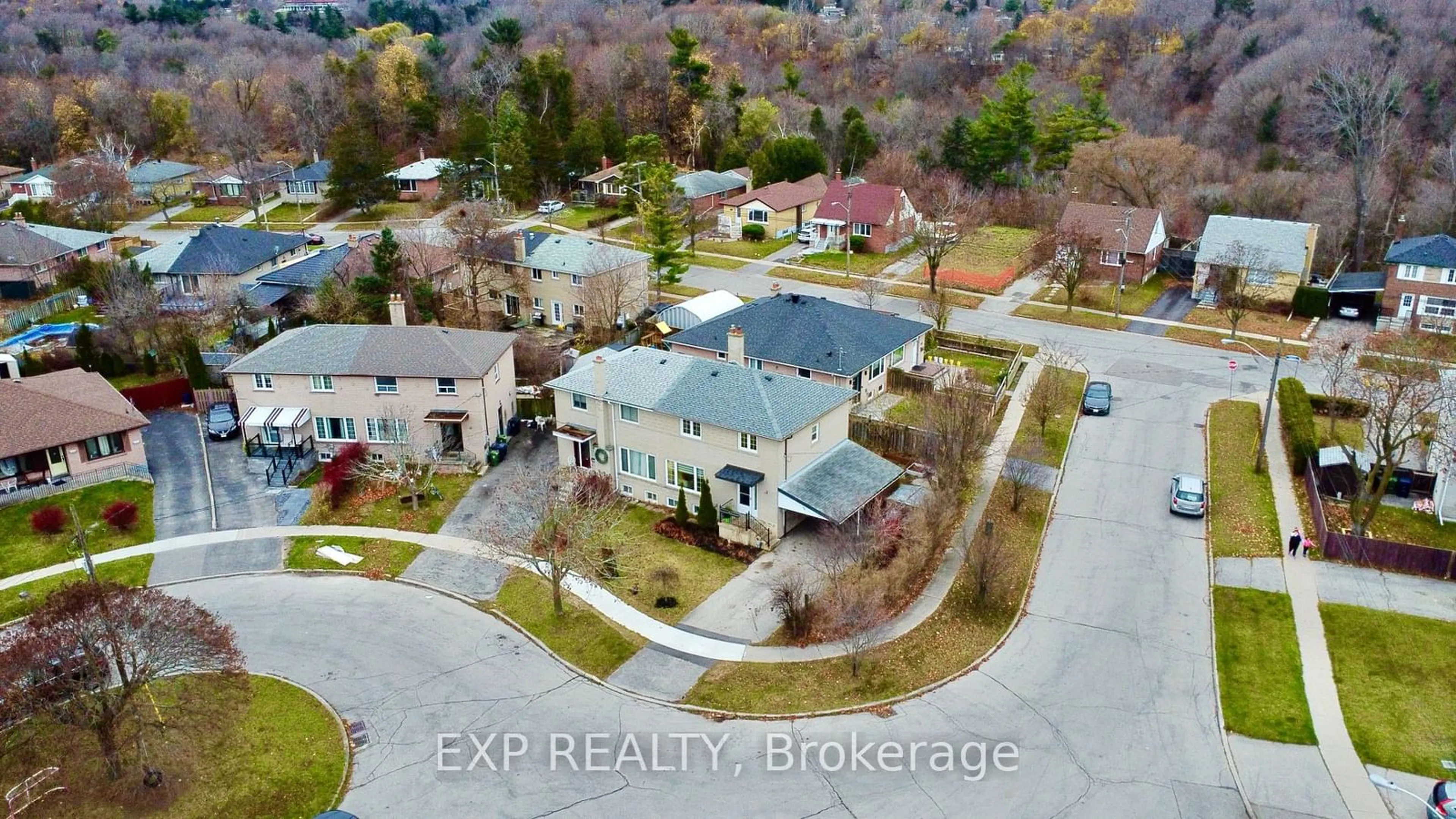 Frontside or backside of a home, the street view for 44 Athenia Crt, Toronto Ontario M1E 2C1