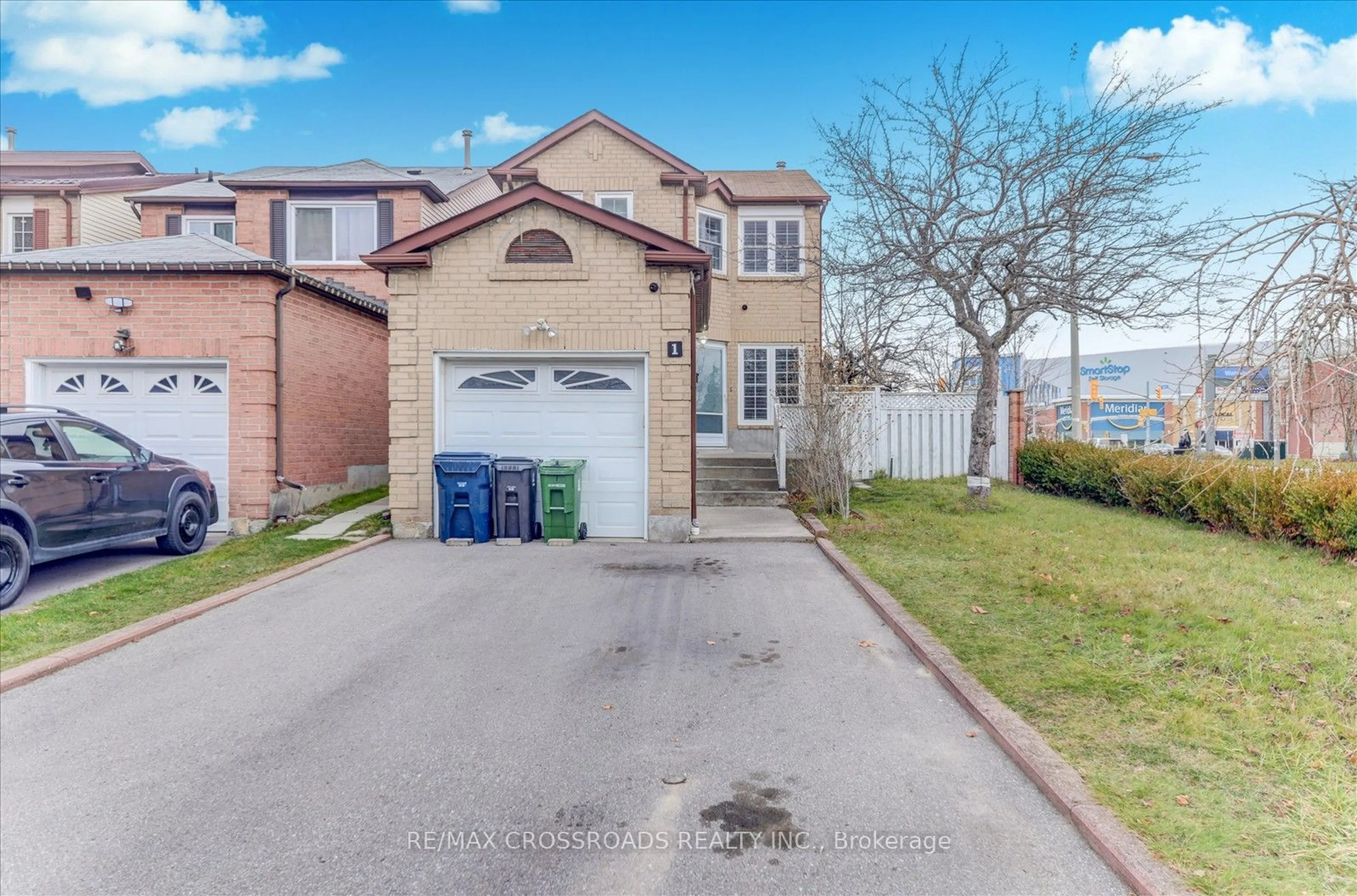 A pic from exterior of the house or condo, the street view for 1 Shadowood Crt, Toronto Ontario M1B 3X7