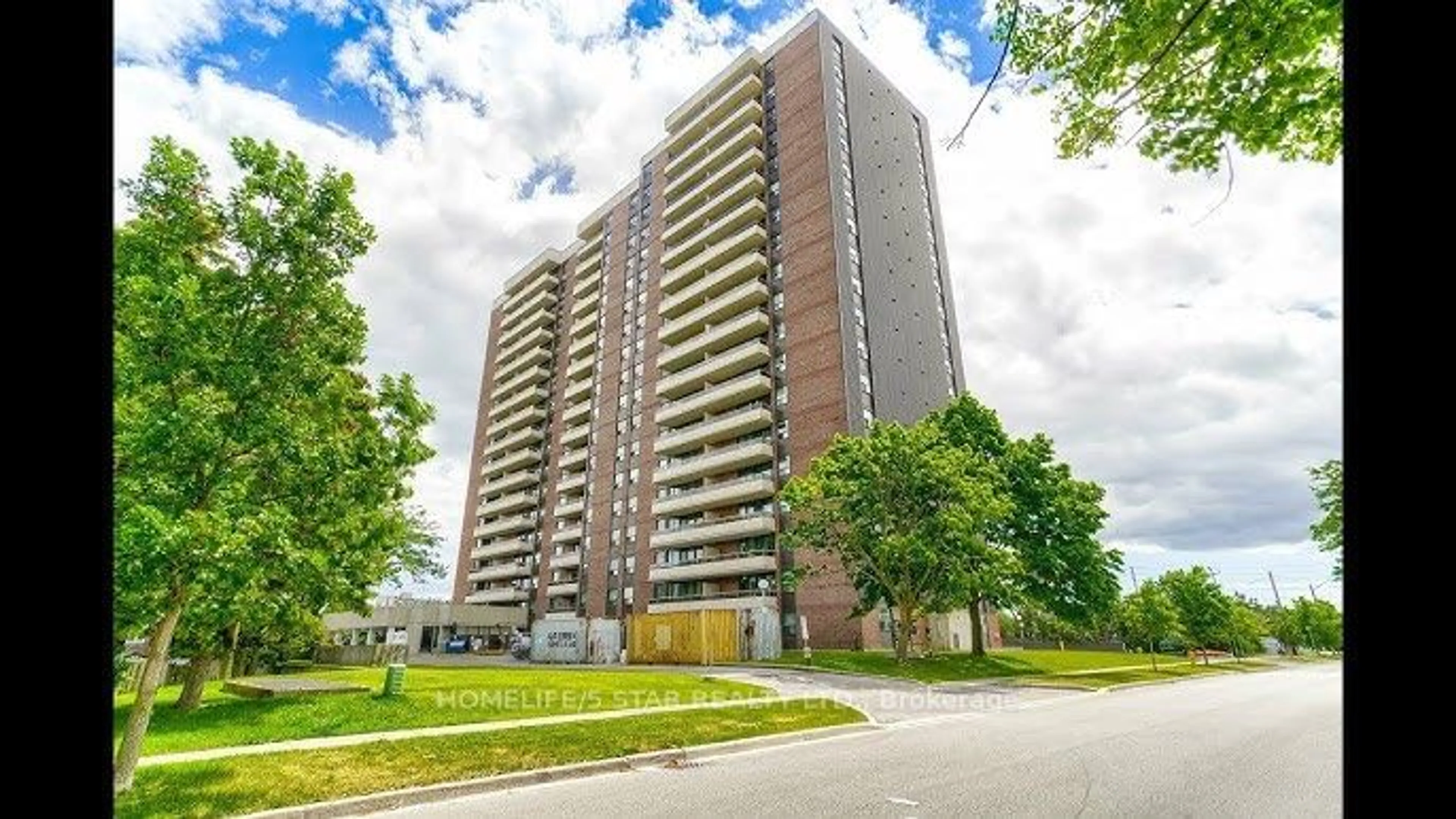 A pic from exterior of the house or condo, the front or back of building for 15 TORRANCE Rd #704, Toronto Ontario M1J 3K2