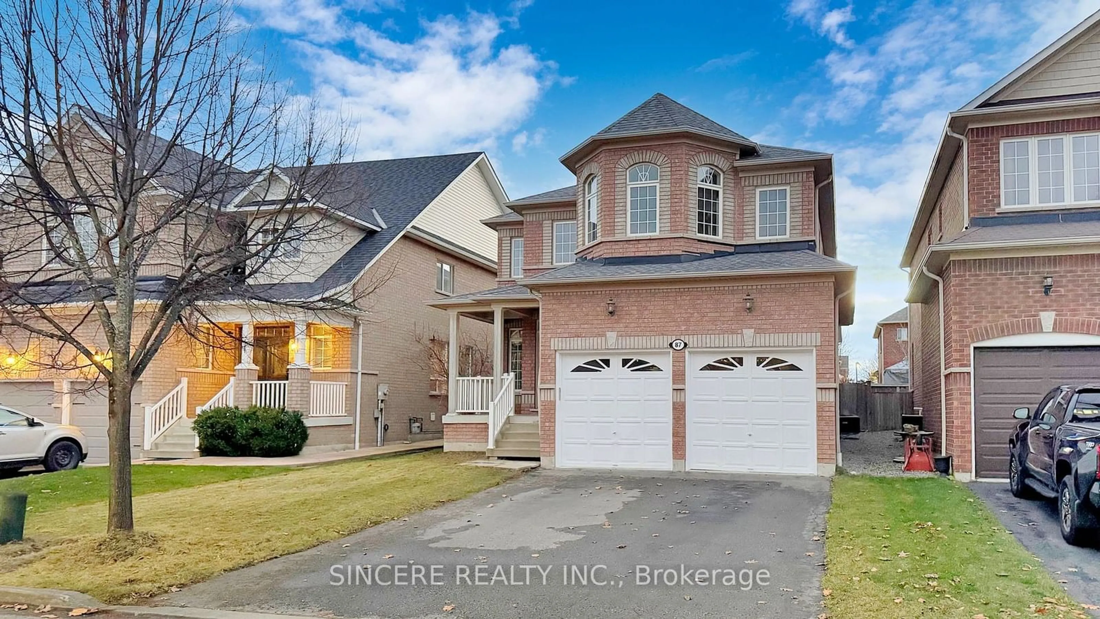 Frontside or backside of a home, the street view for 87 Rockland Cres, Whitby Ontario L1M 0A9