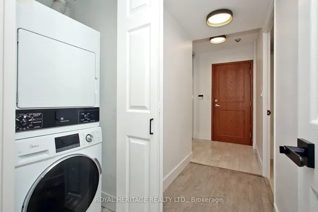 Additional property image - 18 Lee Centre Dr Unit 1505