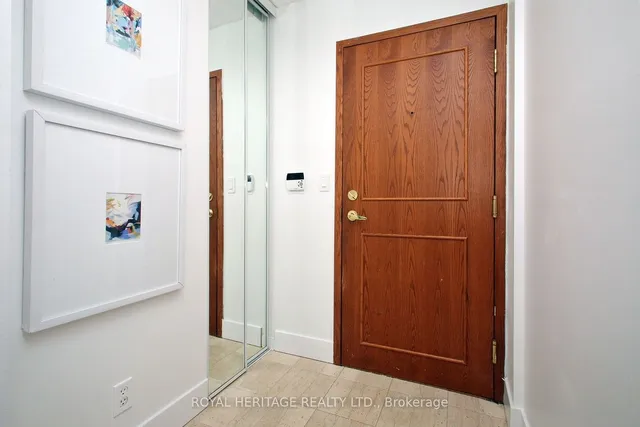 Additional property image - 18 Lee Centre Dr Unit 1505