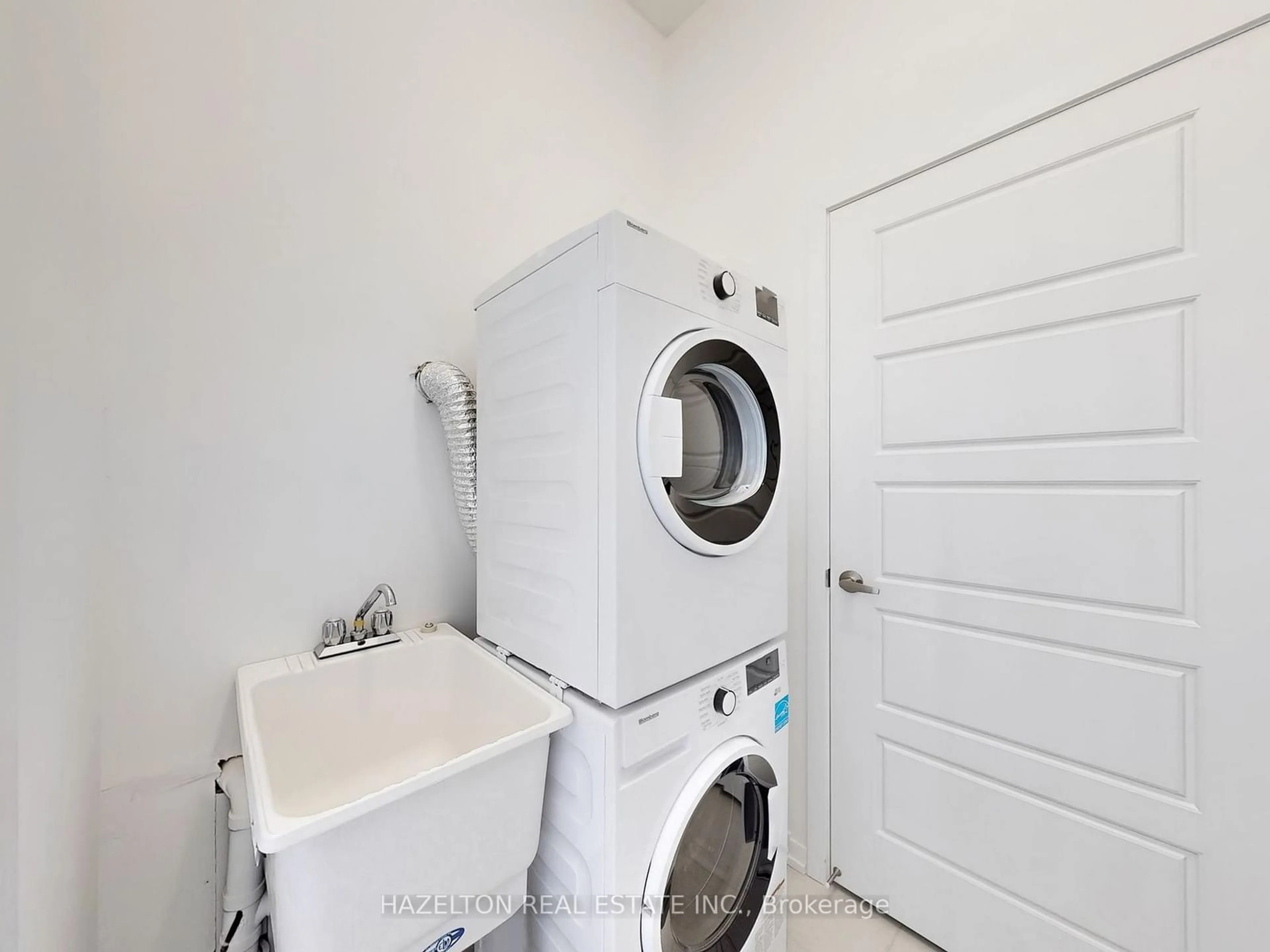 Laundry room for 225 Monarch Ave, Ajax Ontario L1S 7M3