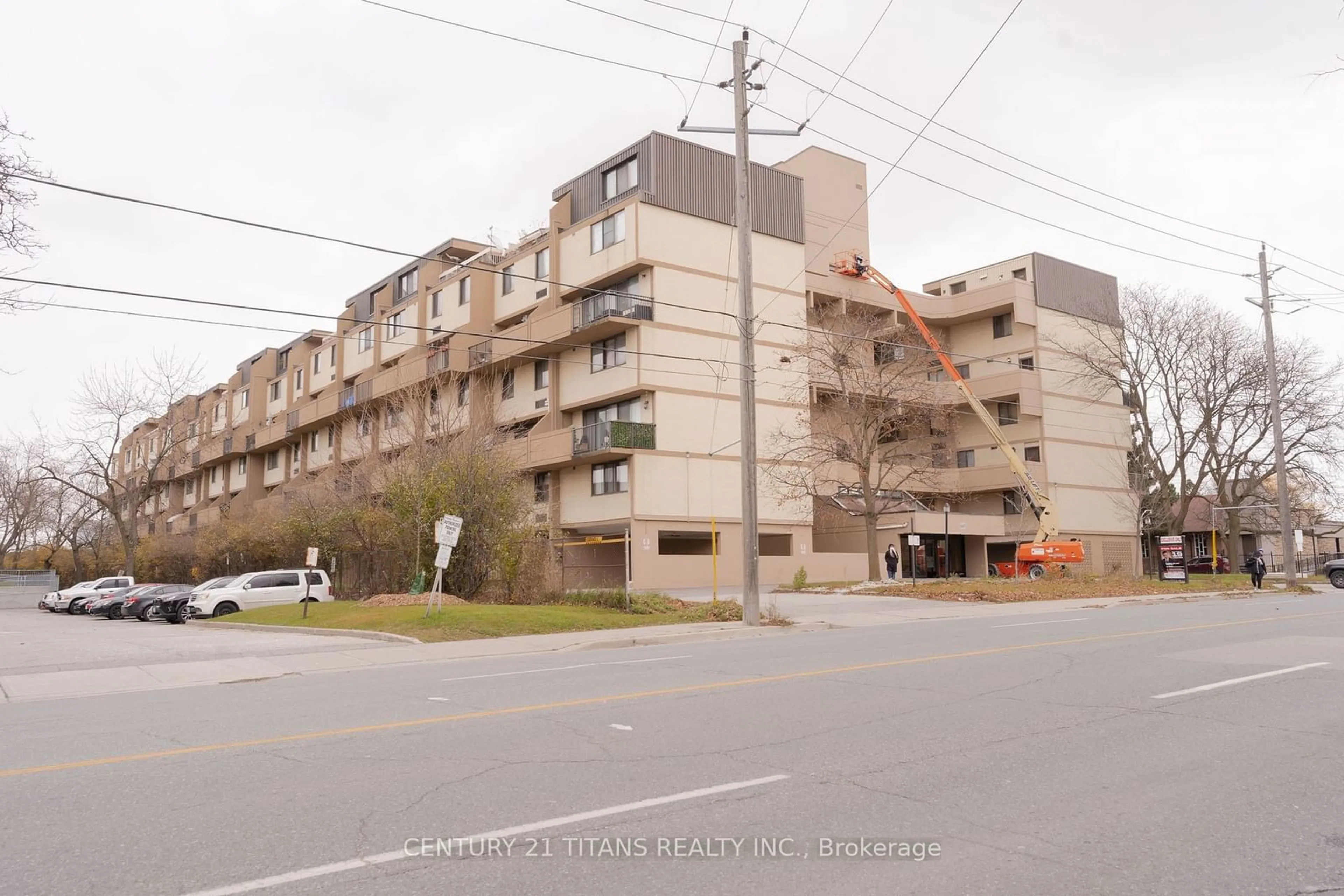 A pic from exterior of the house or condo, the street view for 665 Kennedy Rd #328, Toronto Ontario M1K 5E2