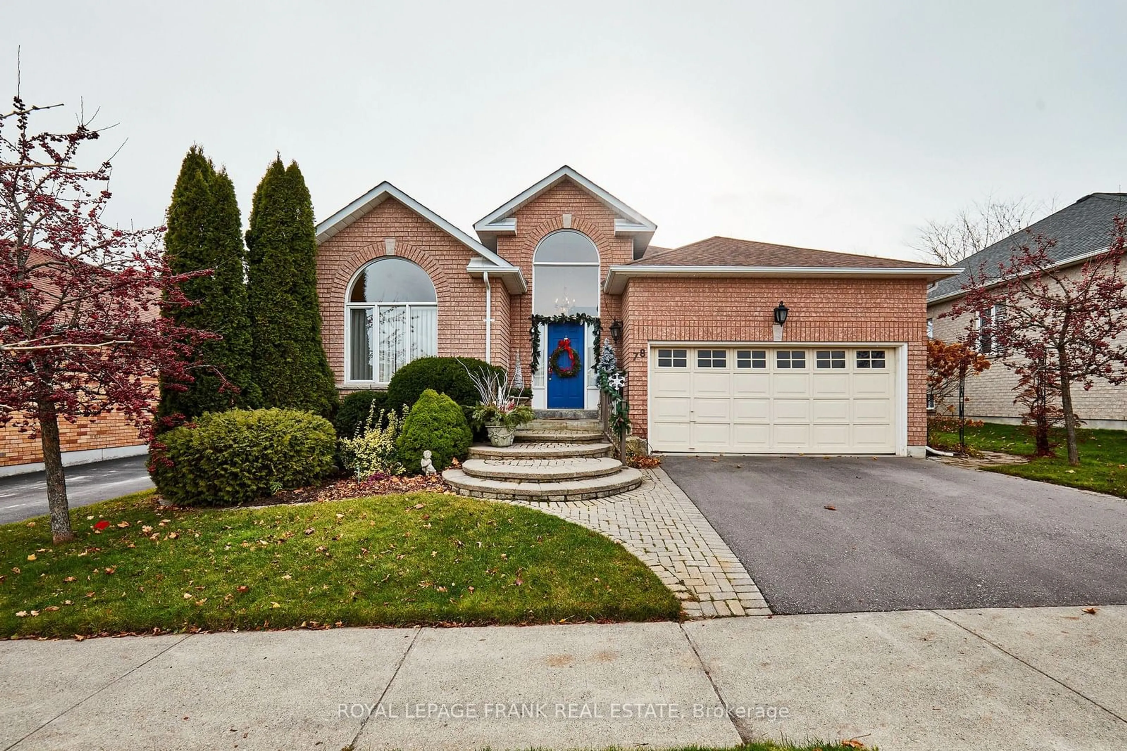 Frontside or backside of a home, the street view for 78 Country Estates Dr, Scugog Ontario L9L 1S2