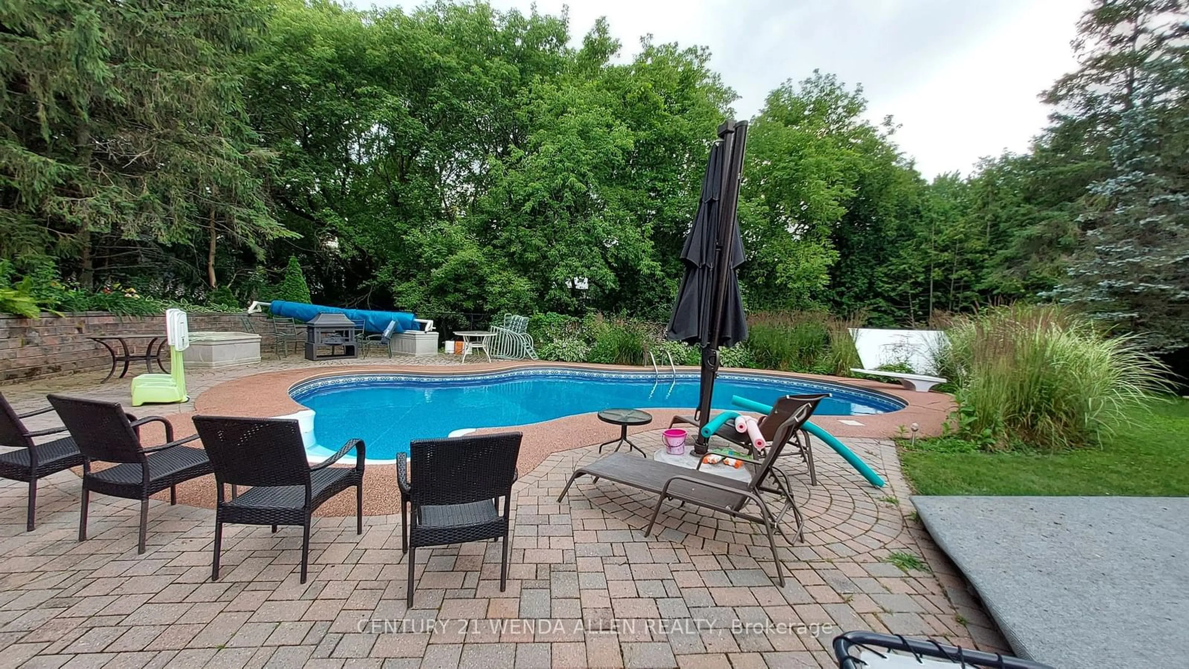 Patio, the fenced backyard for 26 Riverview Dr, Scugog Ontario L9L 1N8