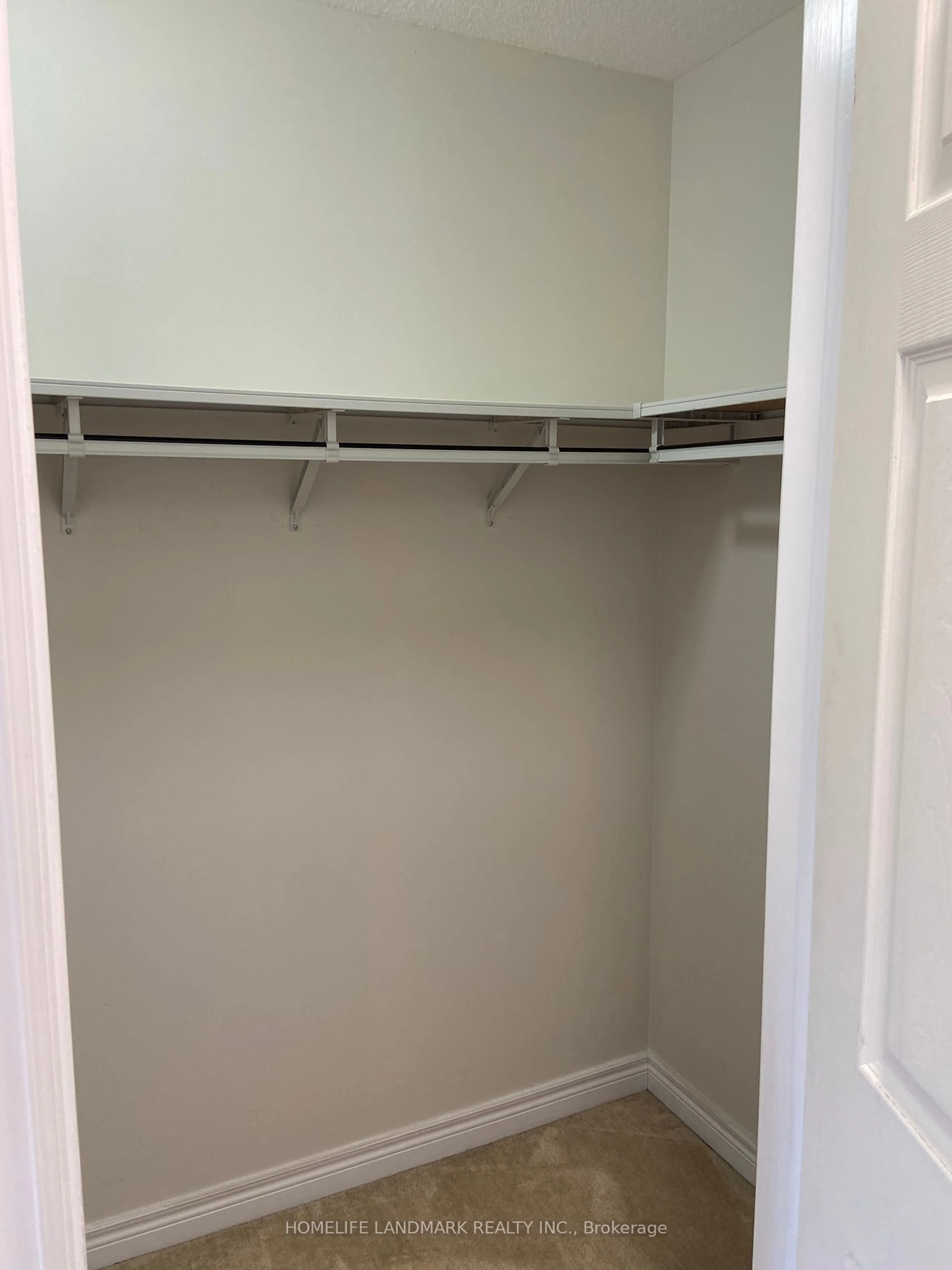 Storage room or clothes room or walk-in closet for 46 Kawneer Terr, Toronto Ontario M1P 0C2