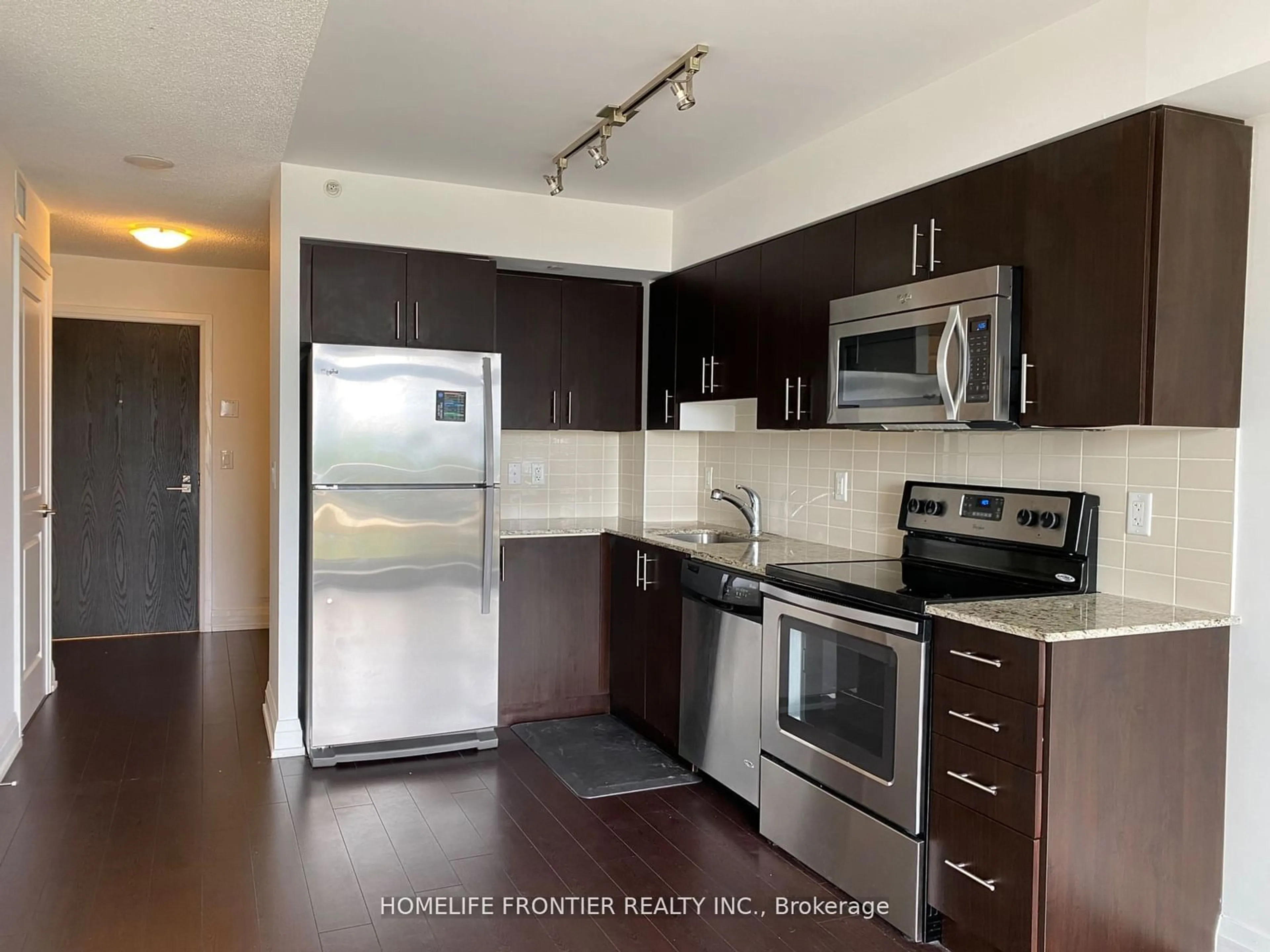 Standard kitchen, wood floors for 3520 Danforth Ave #308, Toronto Ontario M1L 1E5