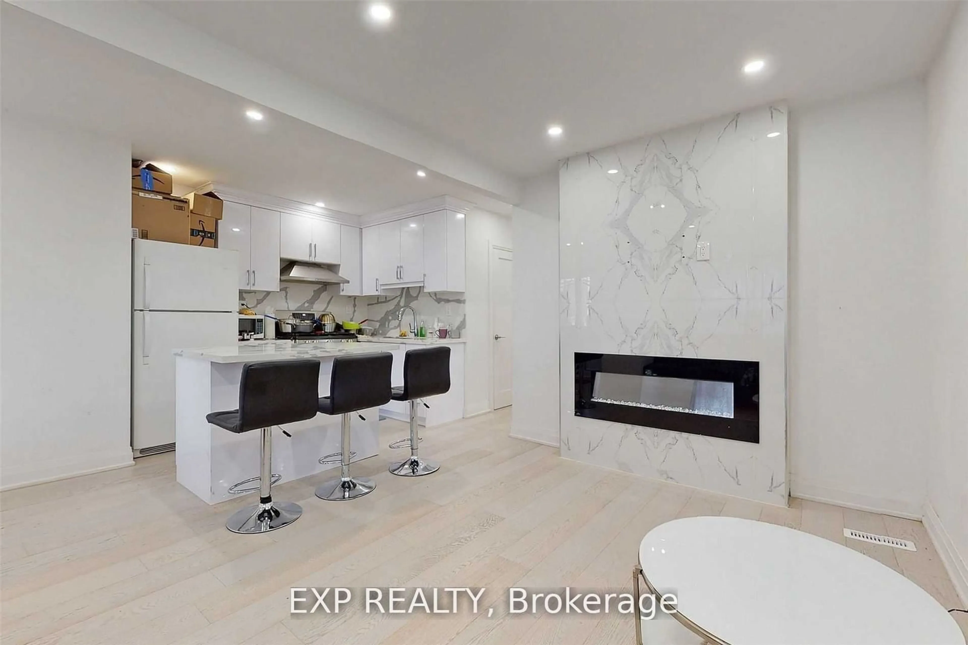 Contemporary bathroom, ceramic floors for 146 Coleridge Ave, Toronto Ontario M4C 4H6