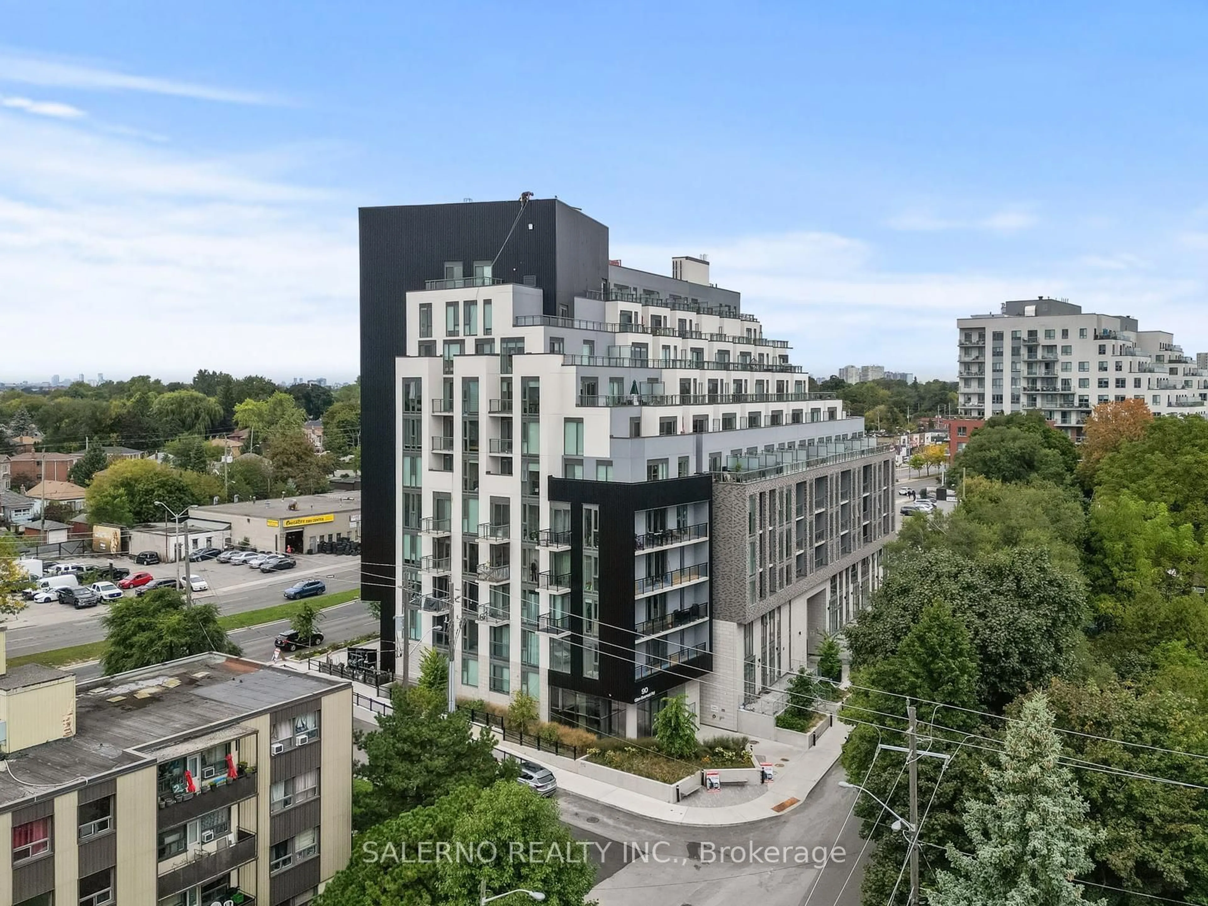 A pic from exterior of the house or condo, the view of city buildings for 90 Glen Everest Rd #503, Toronto Ontario M1N 0C3