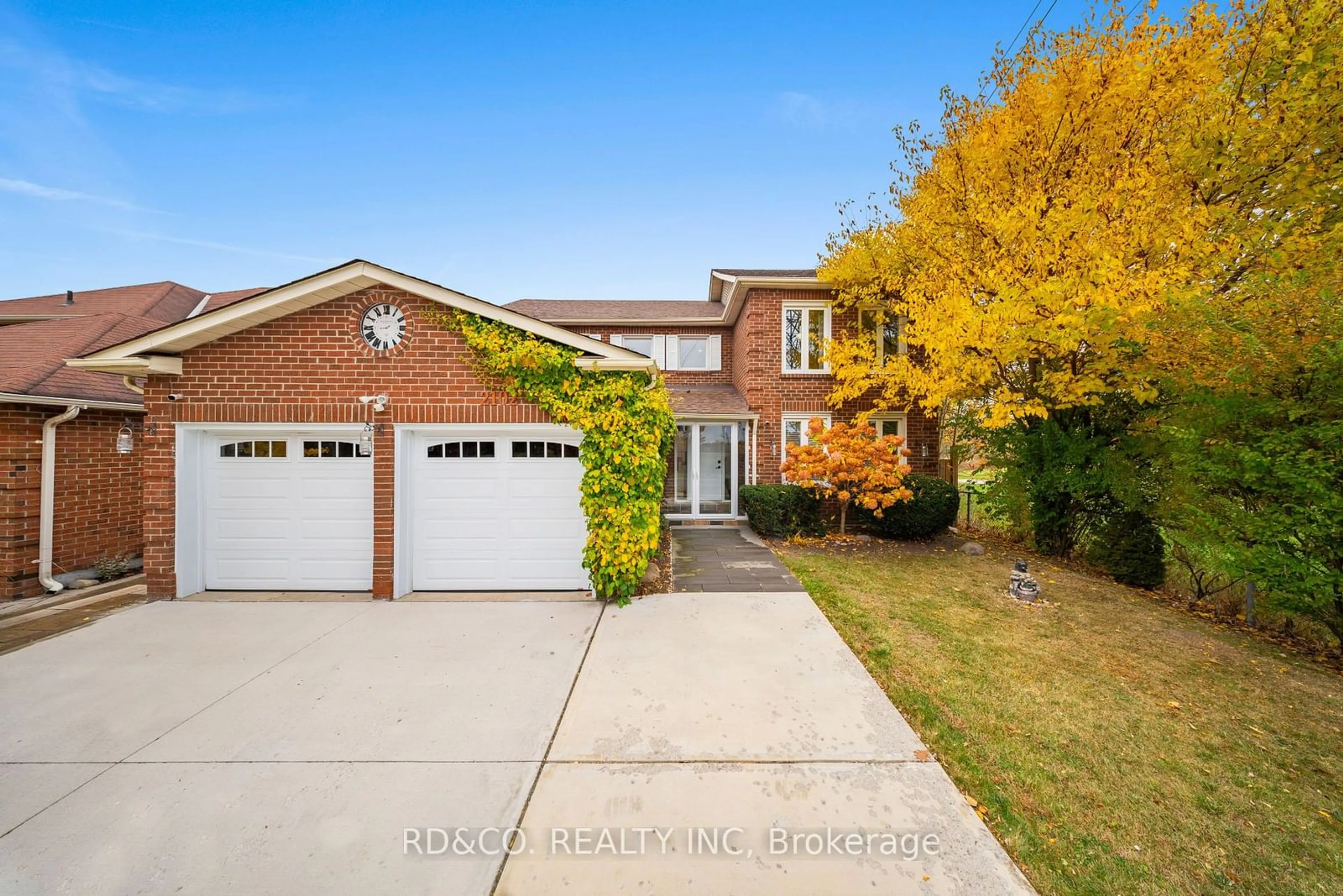 Frontside or backside of a home, the street view for 2102 Liverpool Rd, Pickering Ontario L1X 1C9