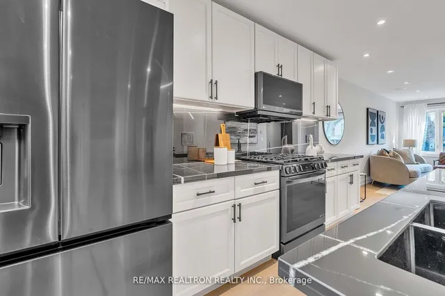 Additional property image - 254 Hastings Ave