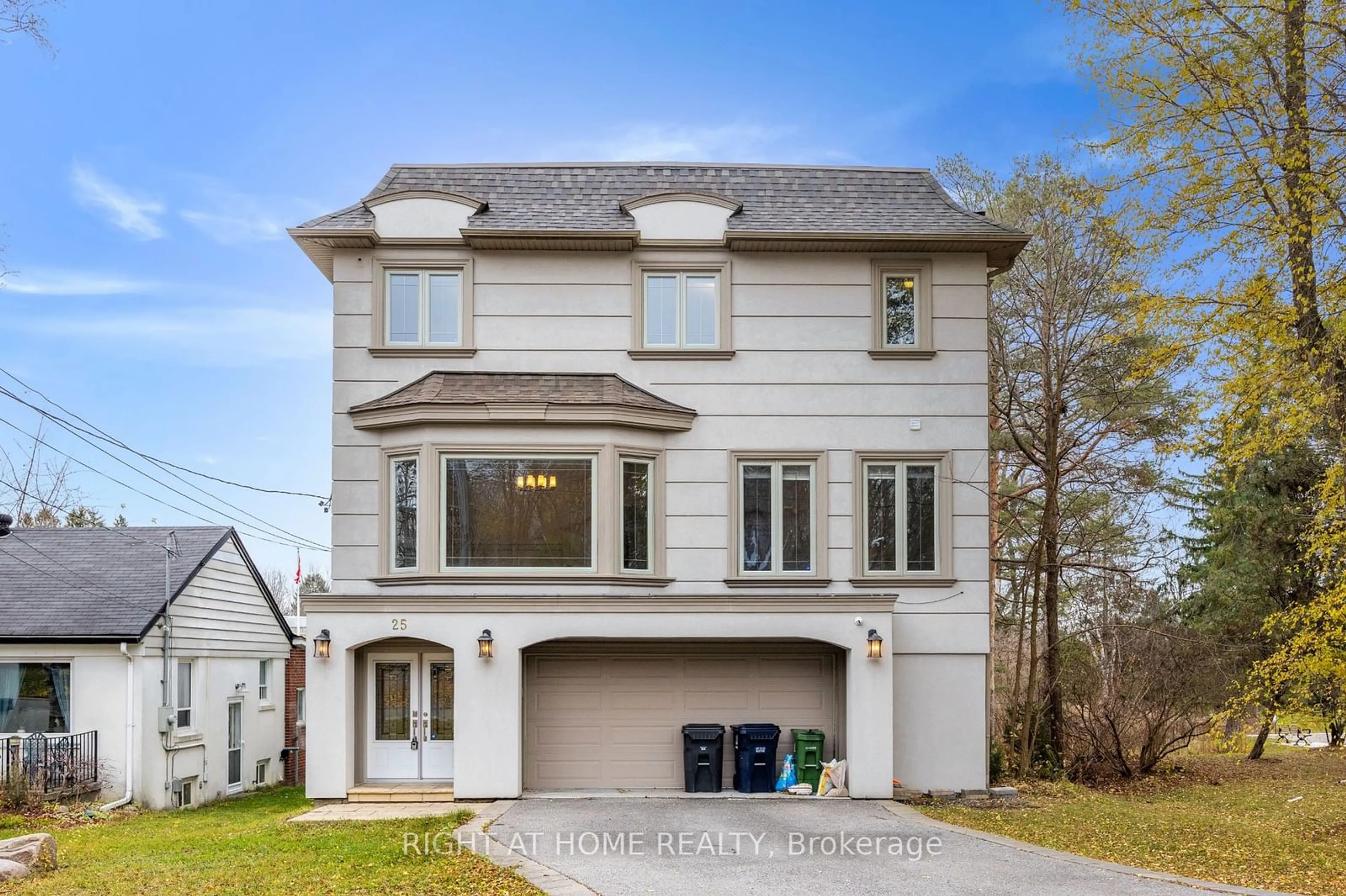 Frontside or backside of a home, the street view for 25 Meadowvale Rd, Toronto Ontario M1C 1R7