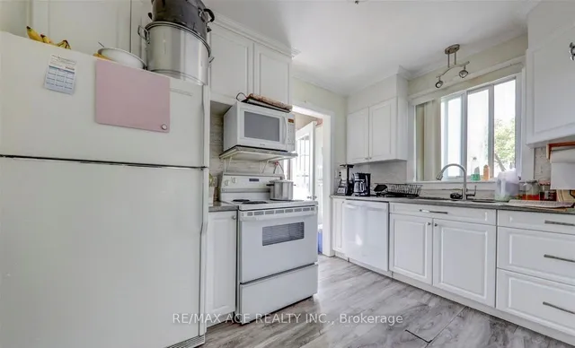 Additional property image - 98 Marble Arch Cres