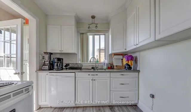 Additional property image - 98 Marble Arch Cres