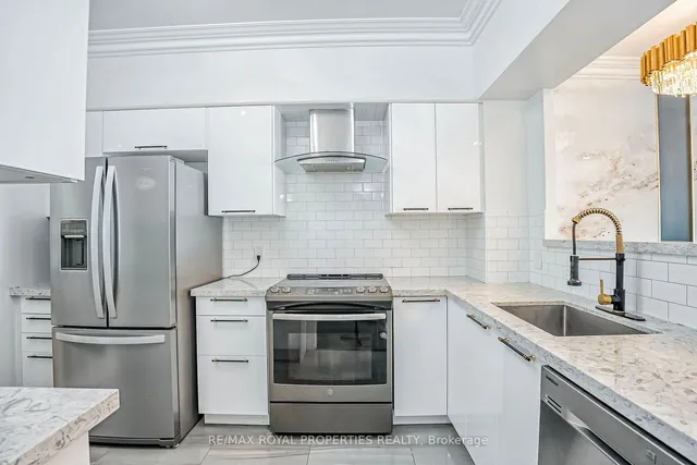 Additional property image - 8 Lee Centre Dr Unit Ph208