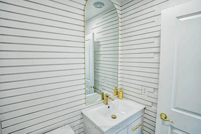 Additional property image - 8 Lee Centre Dr Unit Ph208