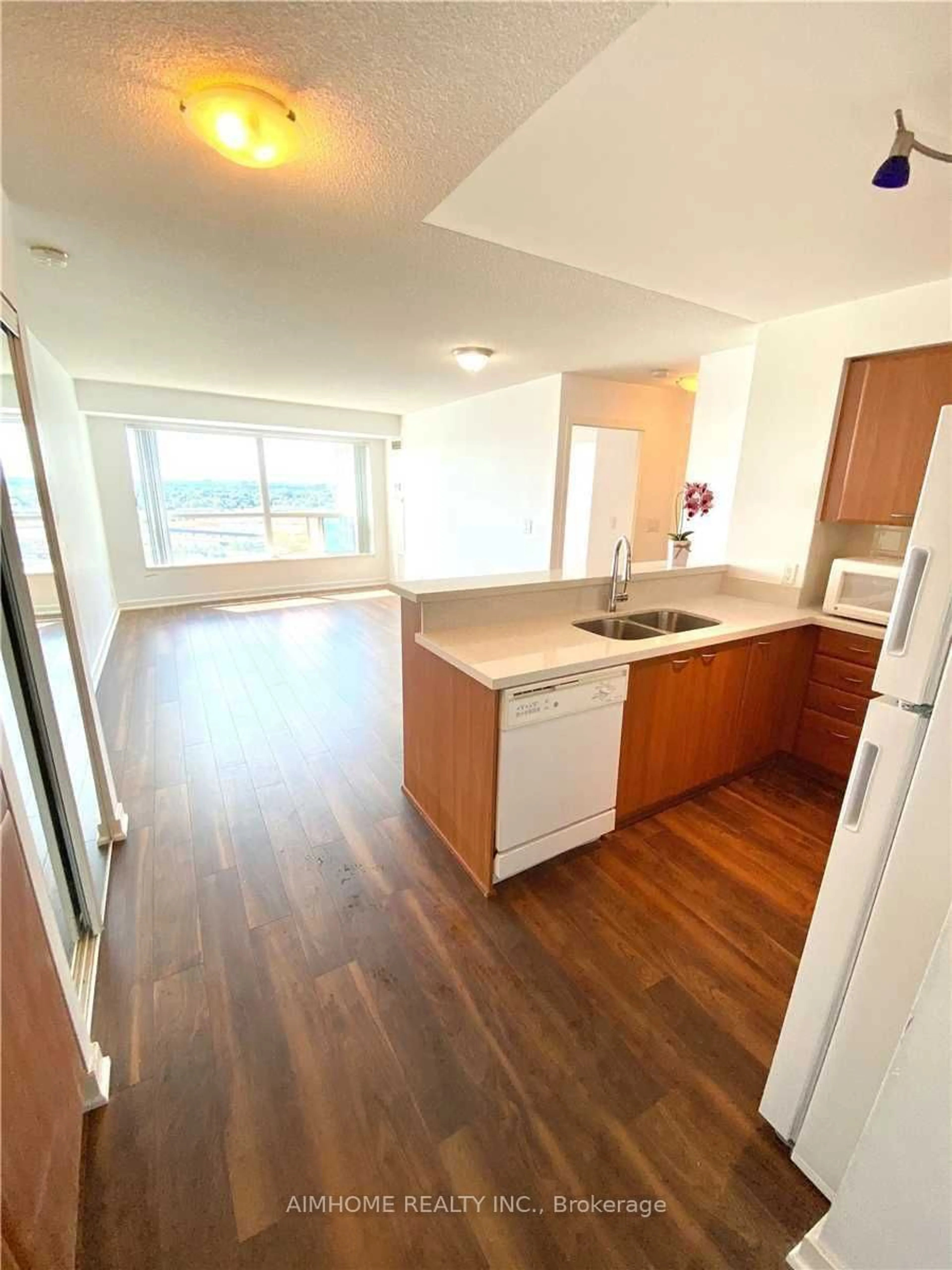 Standard kitchen, not visible floor for 36 Lee Centre Dr #1907, Toronto Ontario M1H 3K2