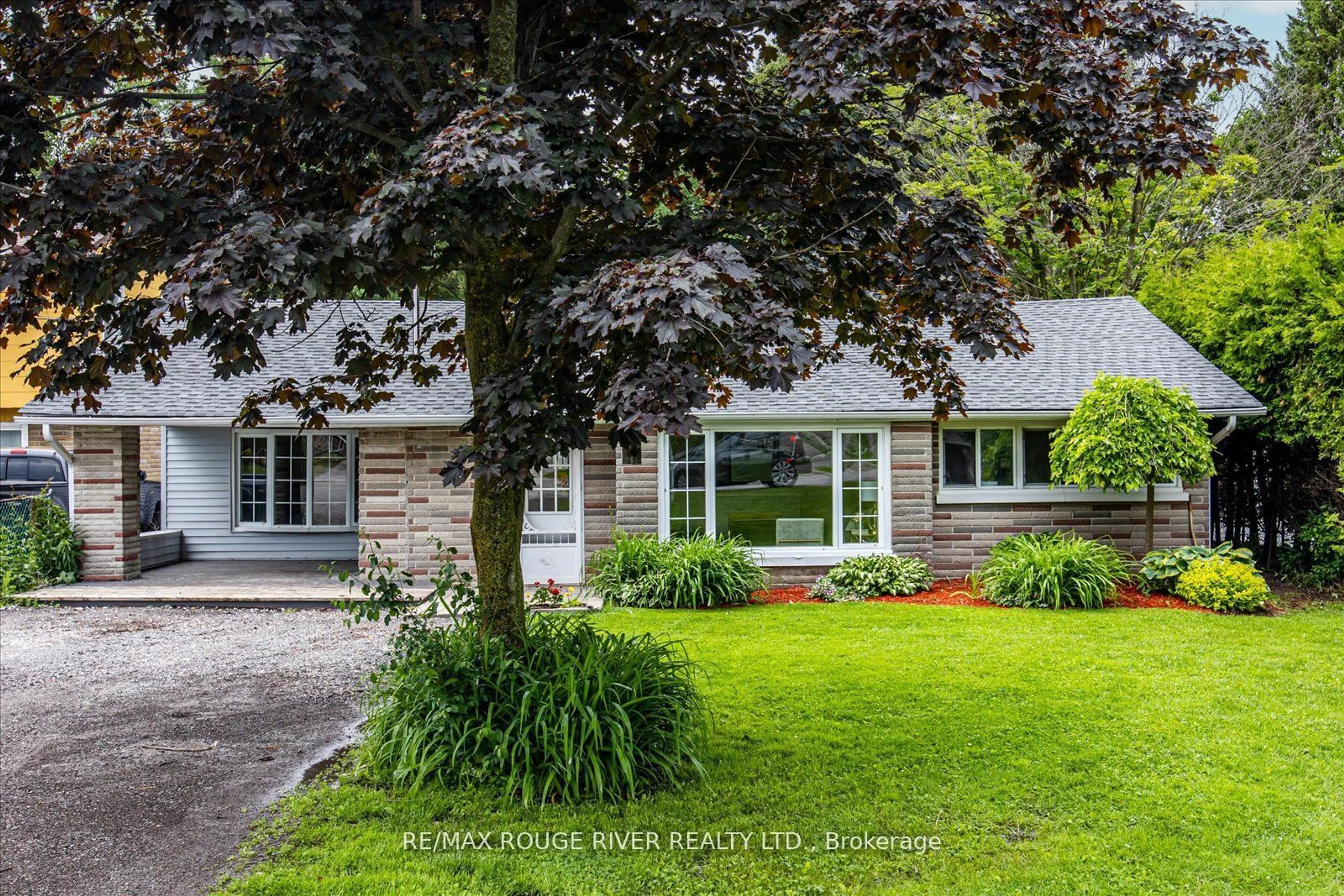 Frontside or backside of a home, cottage for 3346 Courtice Rd, Clarington Ontario L1E 2L7