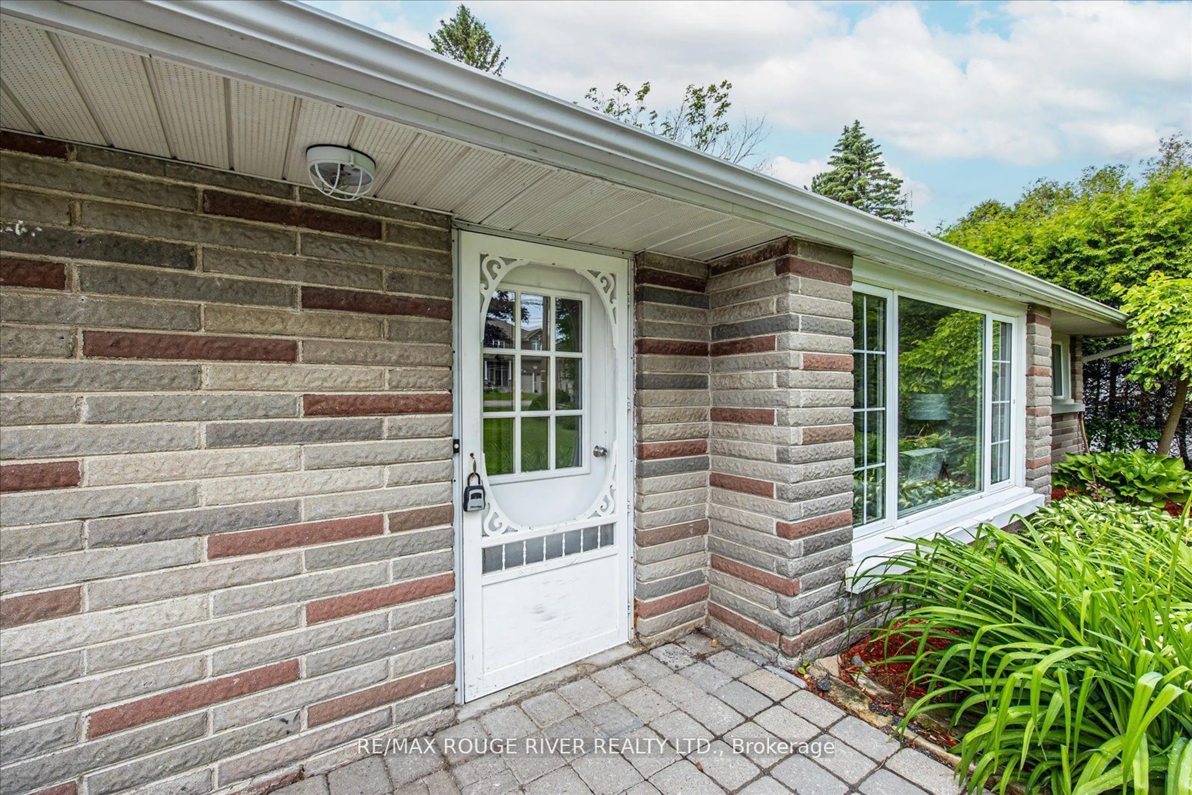 Unknown for 3346 Courtice Rd, Clarington Ontario L1E 2L7