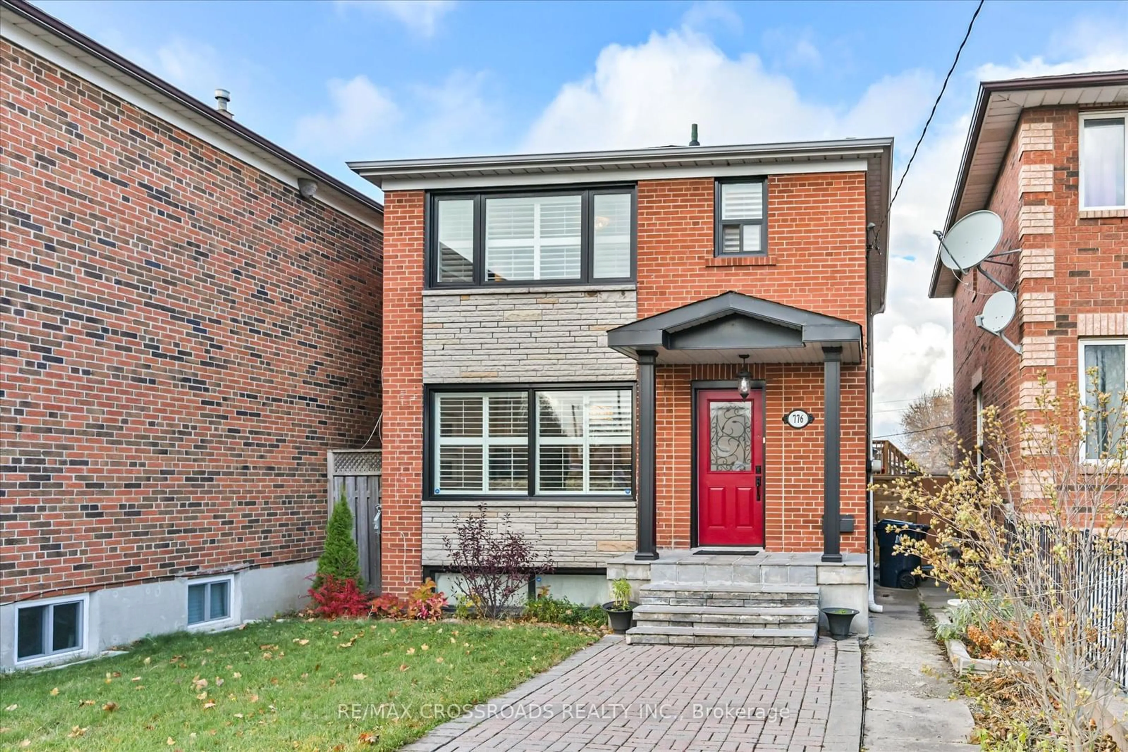 Home with brick exterior material for 776 Danforth Rd, Toronto Ontario M1K 1G8