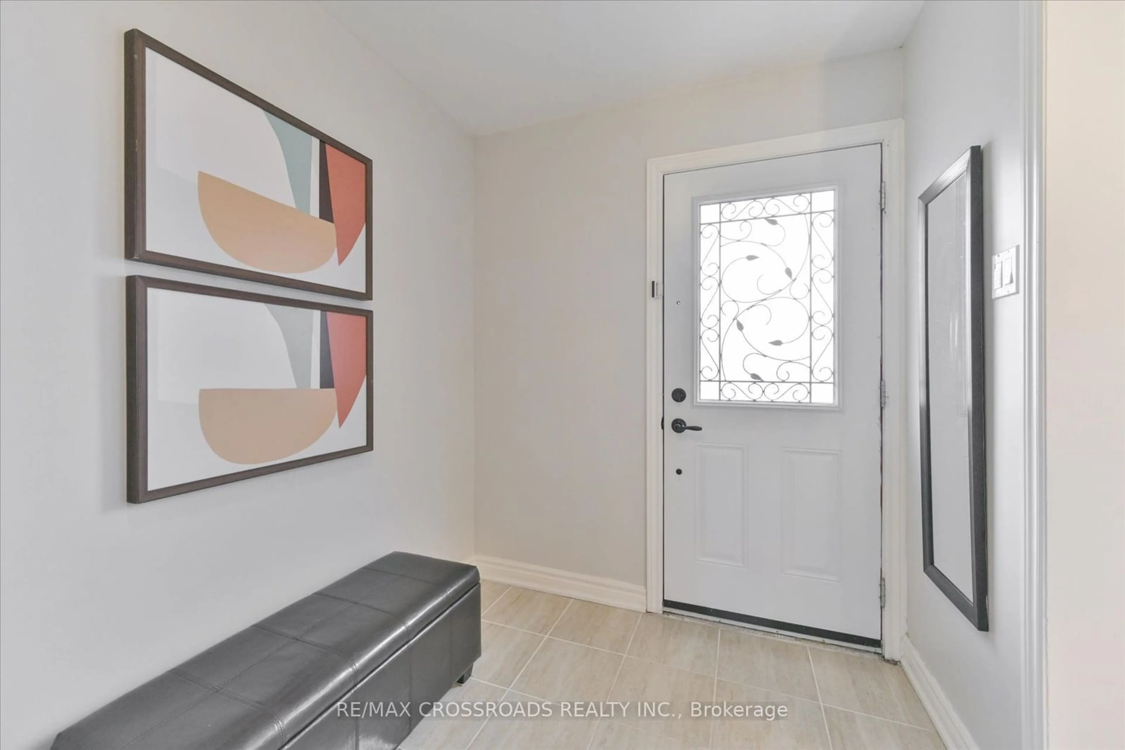 Indoor entryway, wood floors for 776 Danforth Rd, Toronto Ontario M1K 1G8