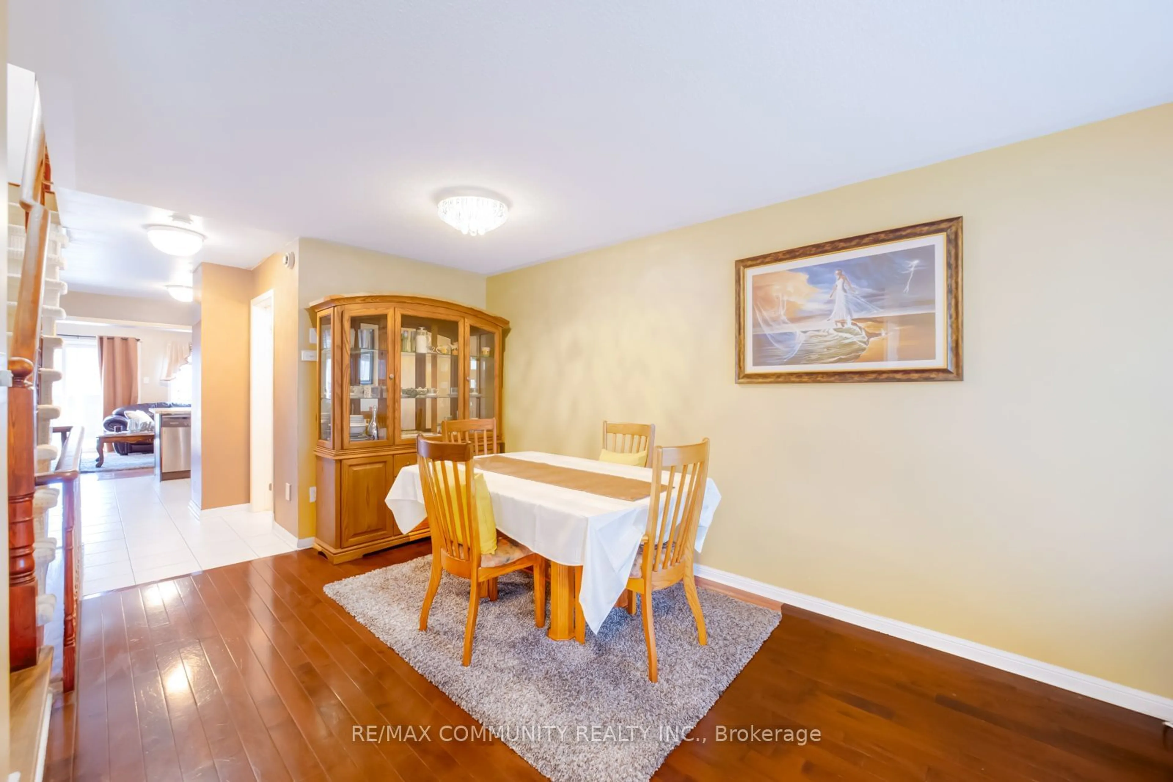 Dining room, wood floors, cottage for 49 Cheetah Cres, Toronto Ontario M1B 6J7