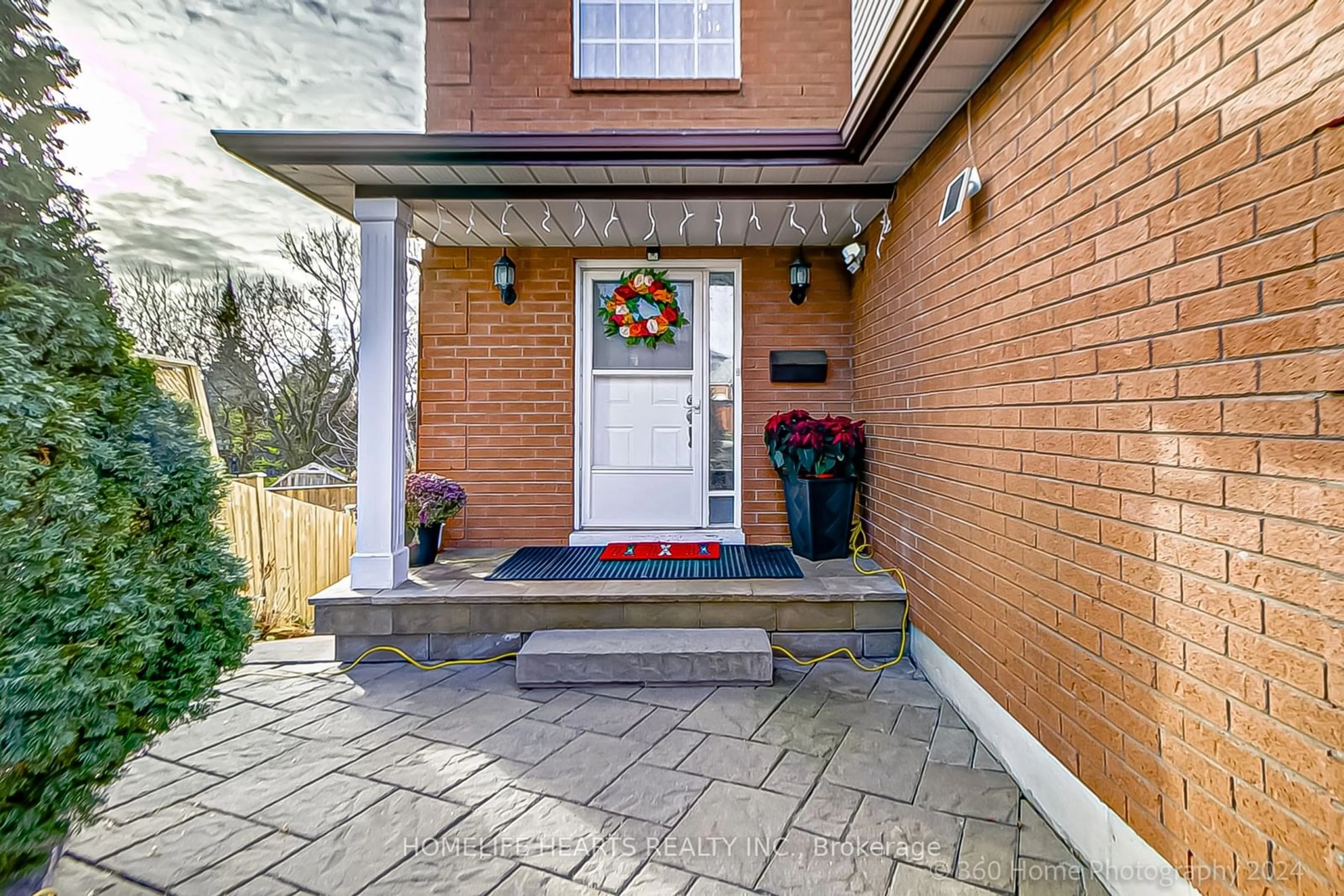 Home with brick exterior material for 471 Cobblehill Dr, Oshawa Ontario L1K 1Y6