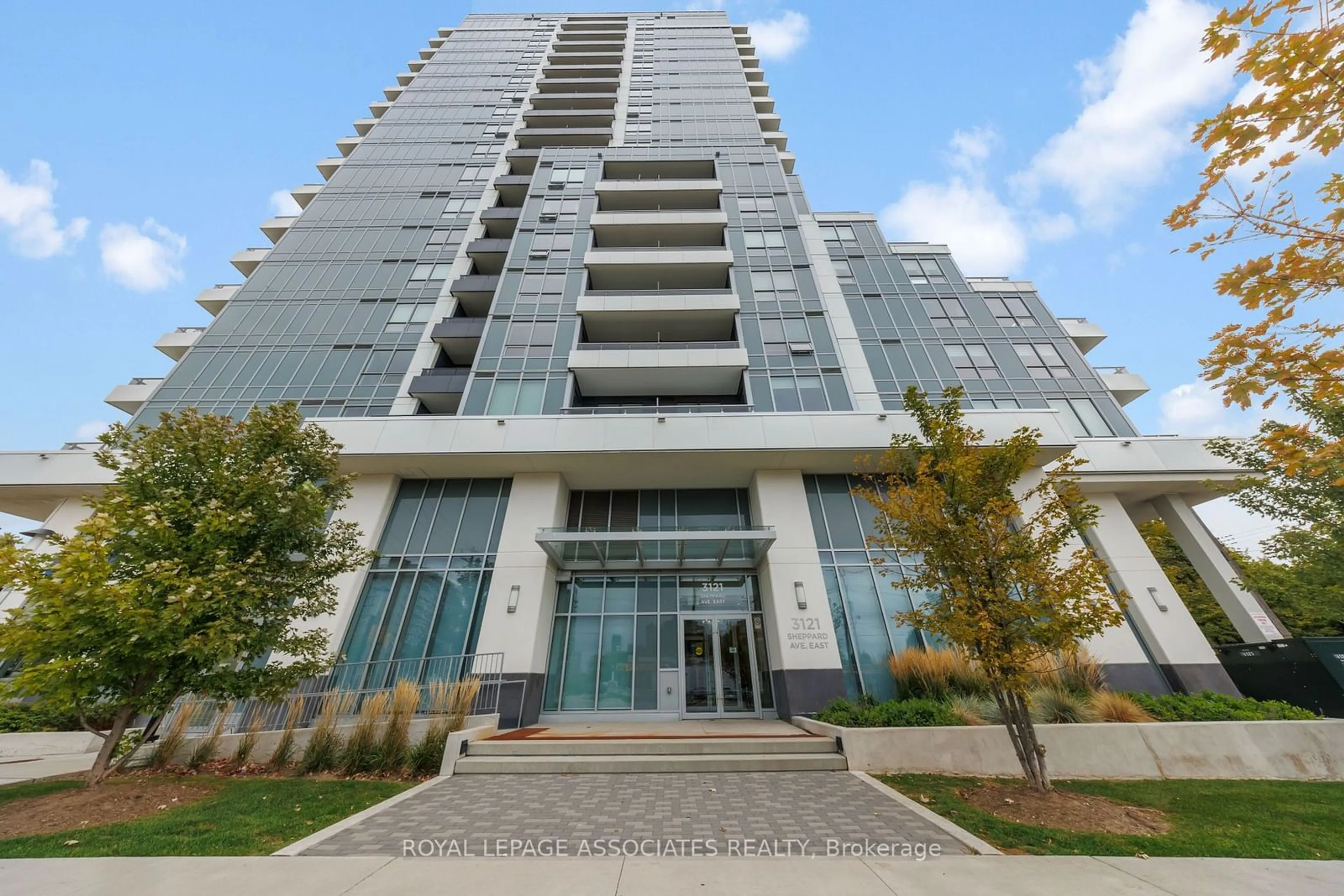 A pic from exterior of the house or condo, the front or back of building for 3121 Sheppard Ave #306, Toronto Ontario M2N 3B3