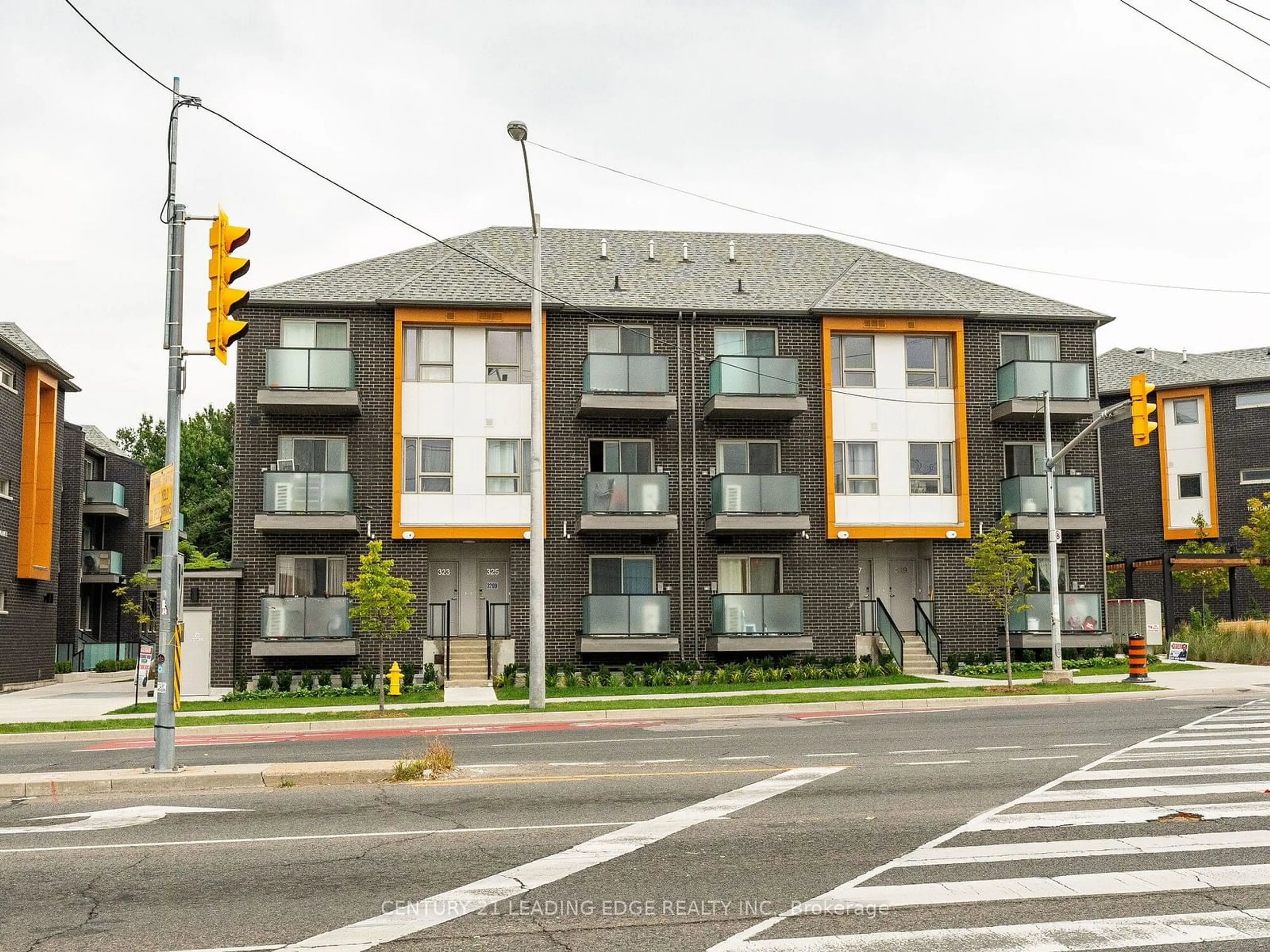 A pic from exterior of the house or condo, the front or back of building for 2787 Eglinton Ave #331, Toronto Ontario M1J 0B2