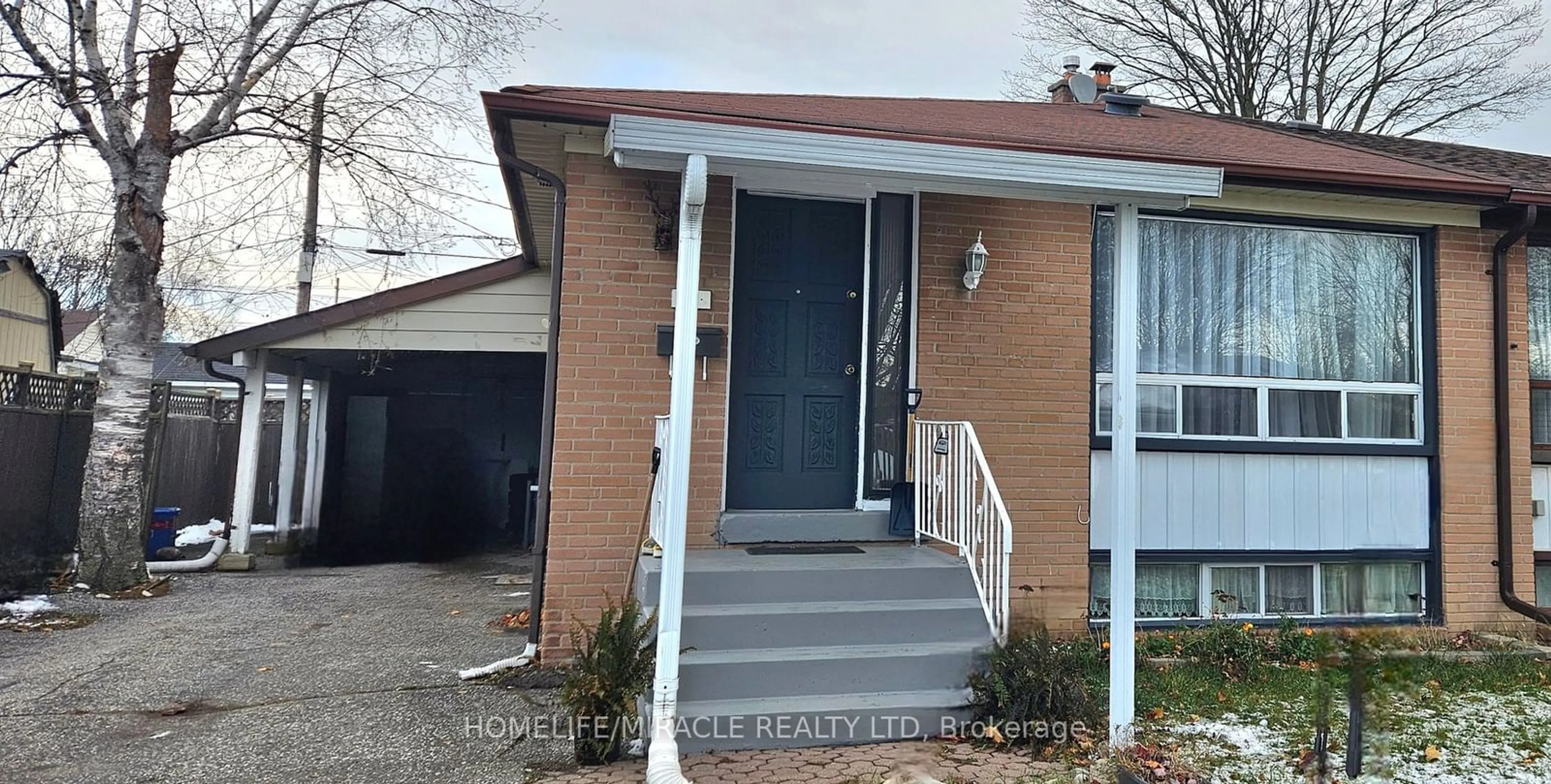 A pic from exterior of the house or condo, cottage for 119 Hurley Rd, Ajax Ontario L1S 1N5