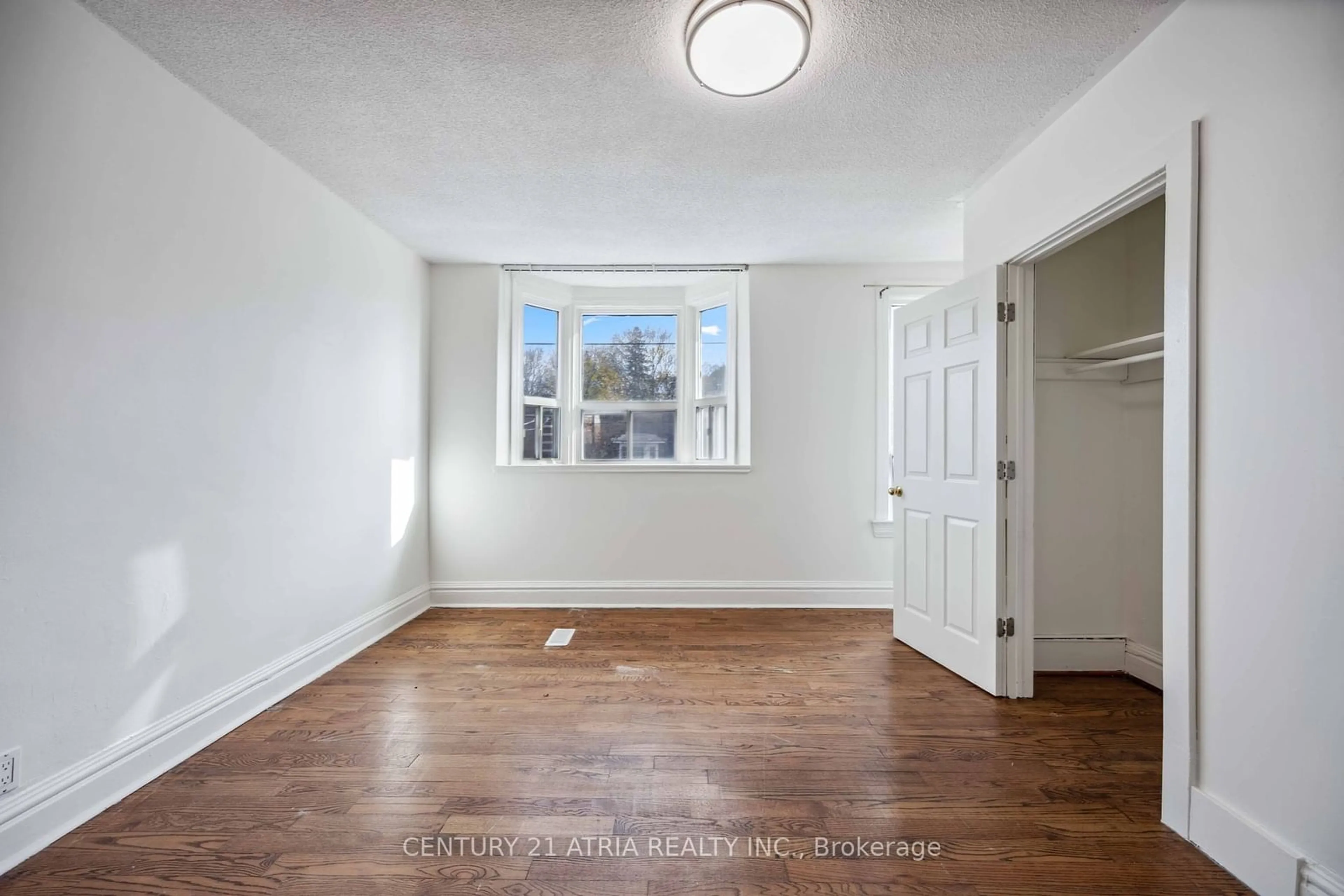 A pic of a room, wood floors for 1860 Gerrard St, Toronto Ontario M4L 2B7