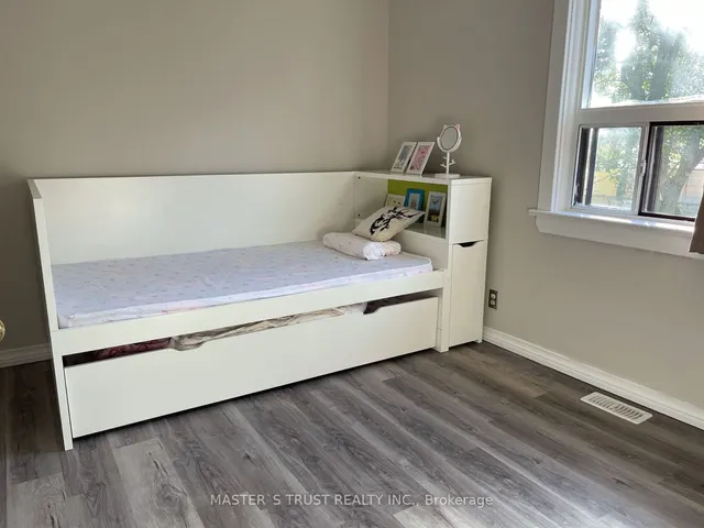 Additional property image - 777 Birchmount Rd