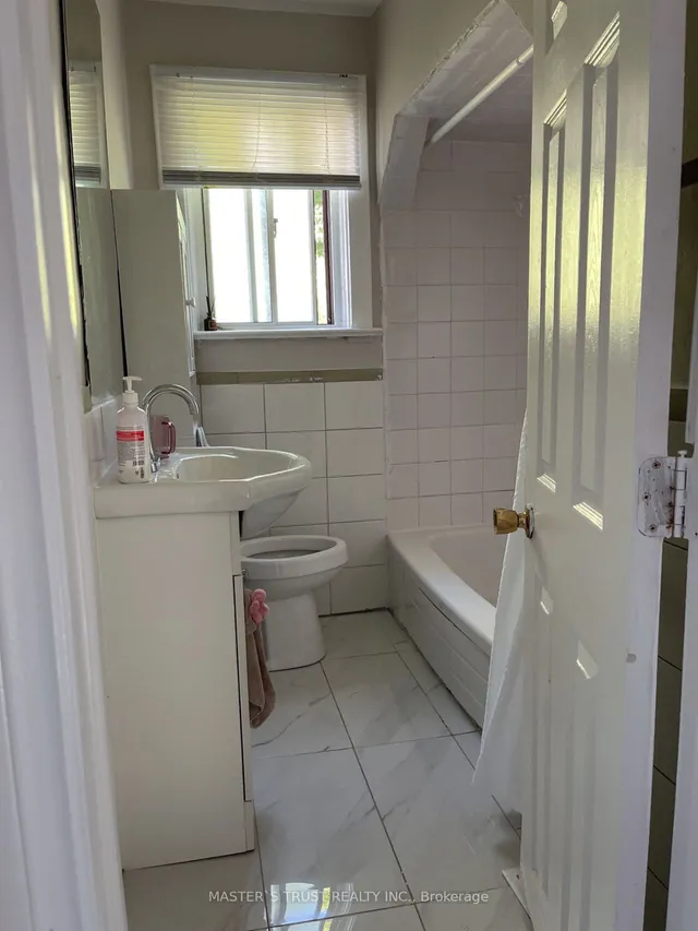 Additional property image - 777 Birchmount Rd