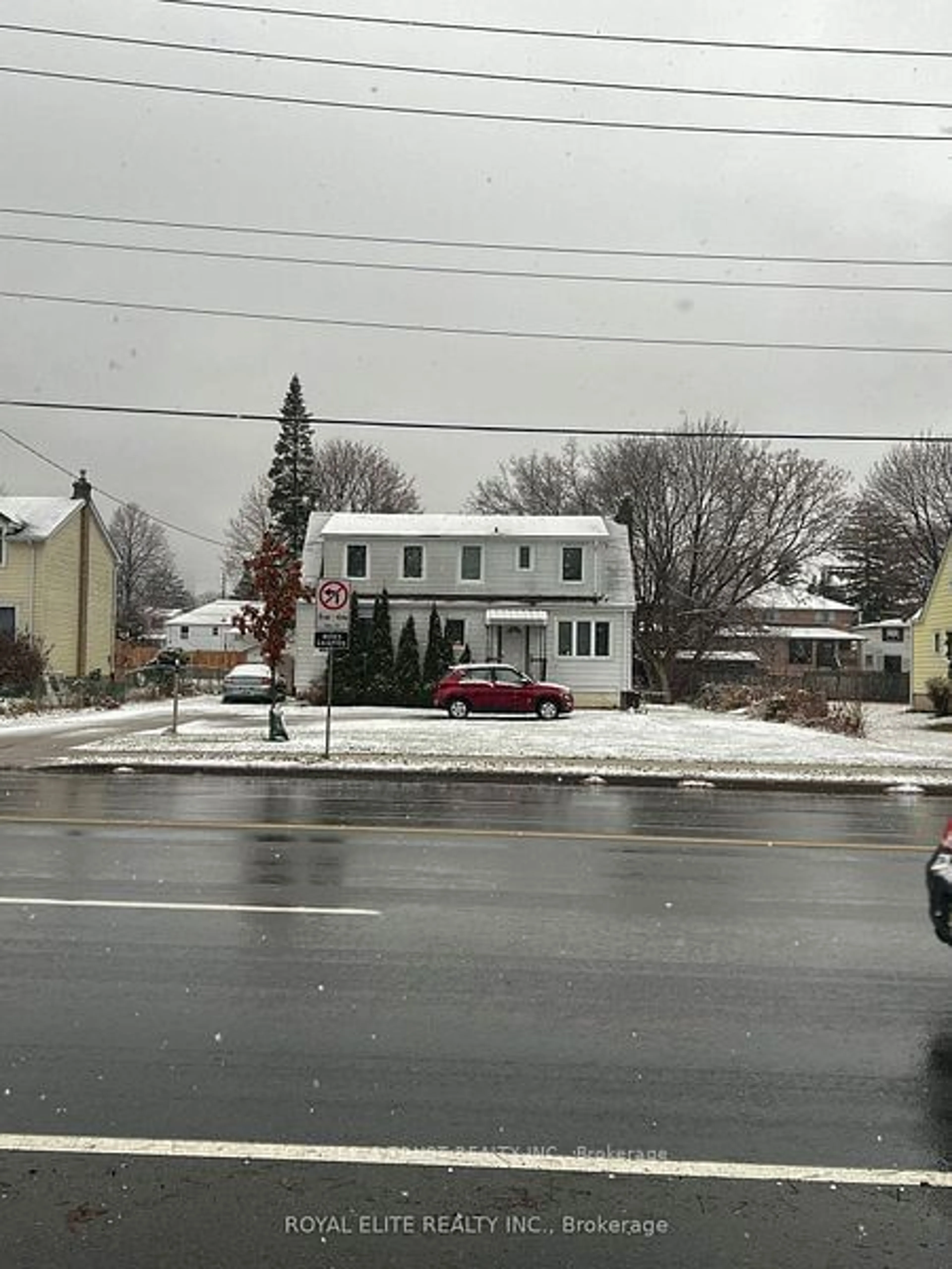 Frontside or backside of a home, the street view for 1972 Brimley Rd, Toronto Ontario M1S 2B2