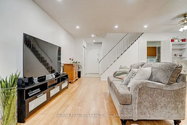 Additional property image - 100 Mornelle Crt Unit 1083