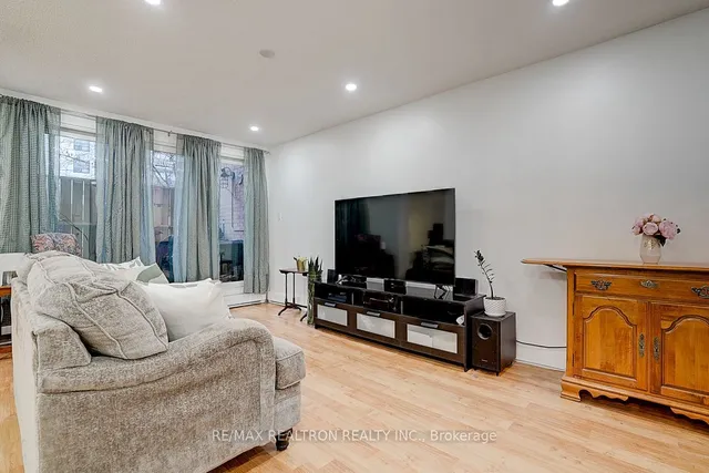 Additional property image - 100 Mornelle Crt Unit 1083